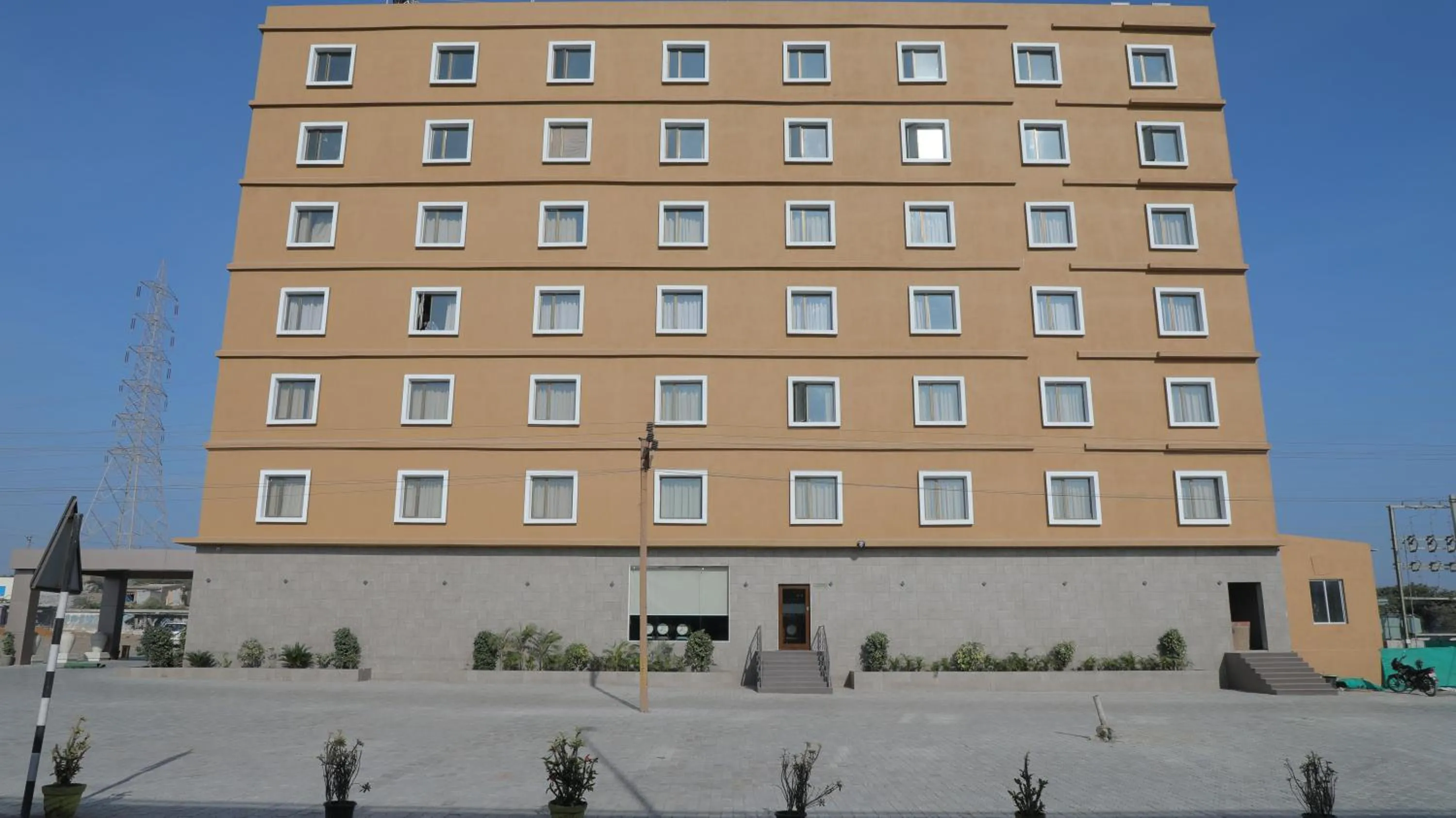 Property building in OAKTREE HOTEL