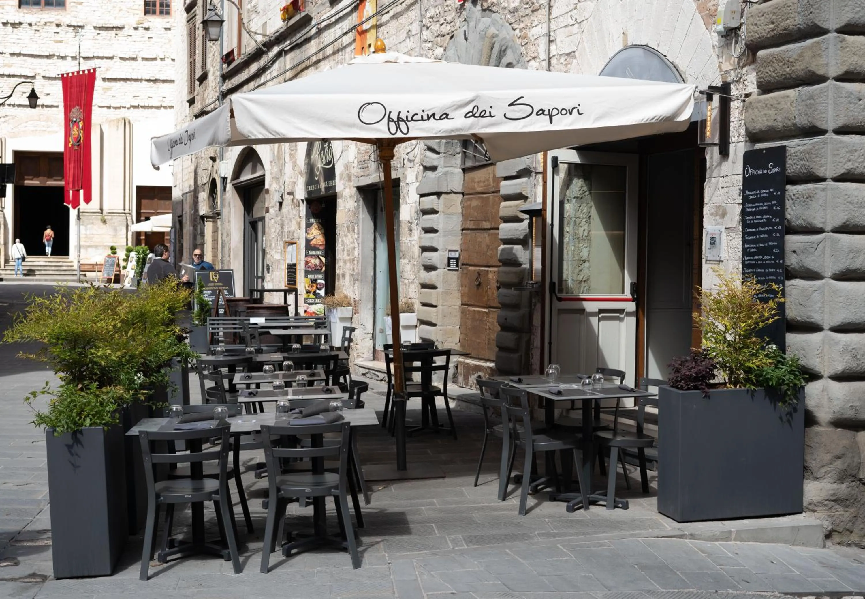 Restaurant/places to eat in Hotel Gattapone