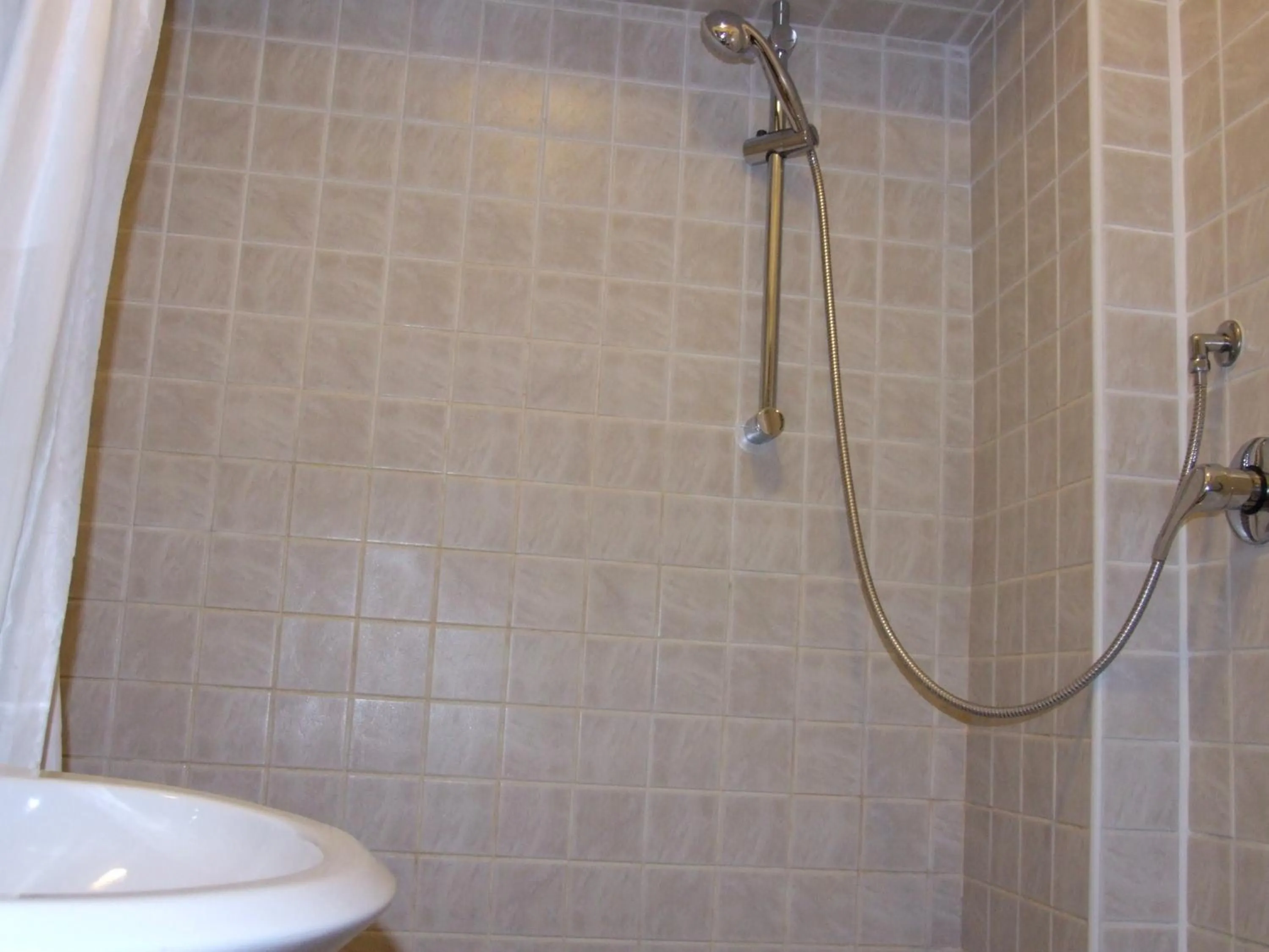 Shower in Hotel Texas