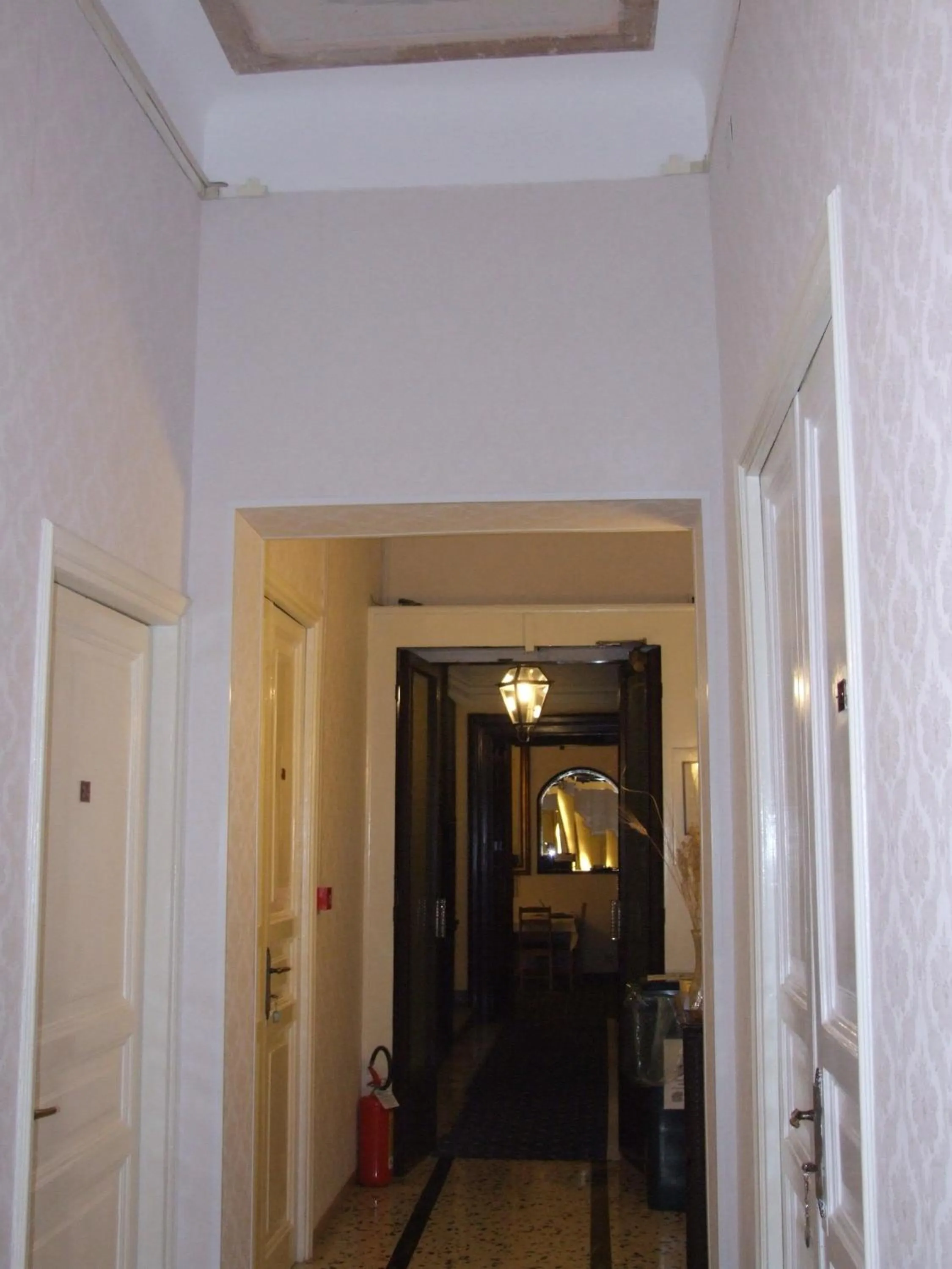 Decorative detail in Hotel Texas