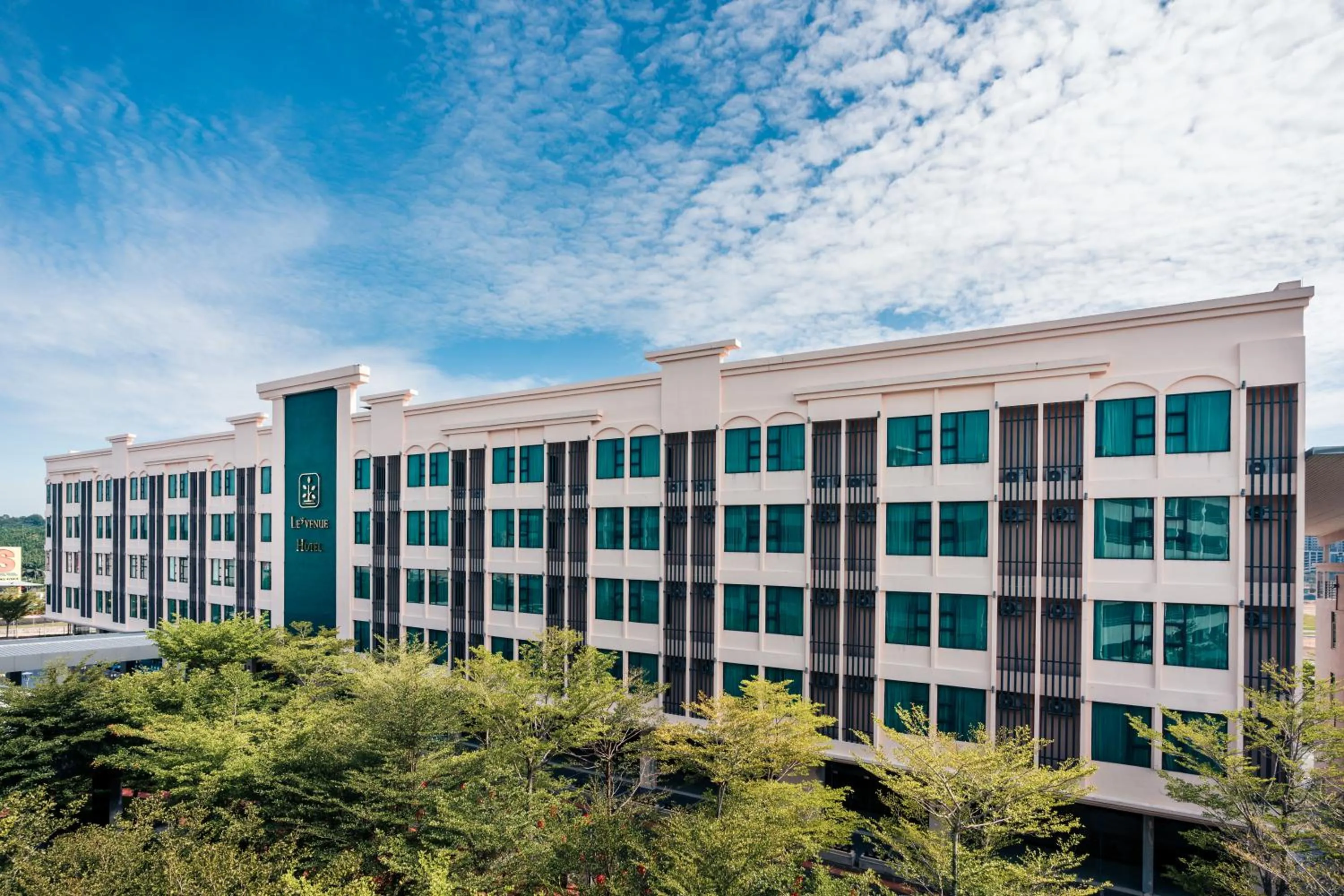 Property building in Le'venue Hotel