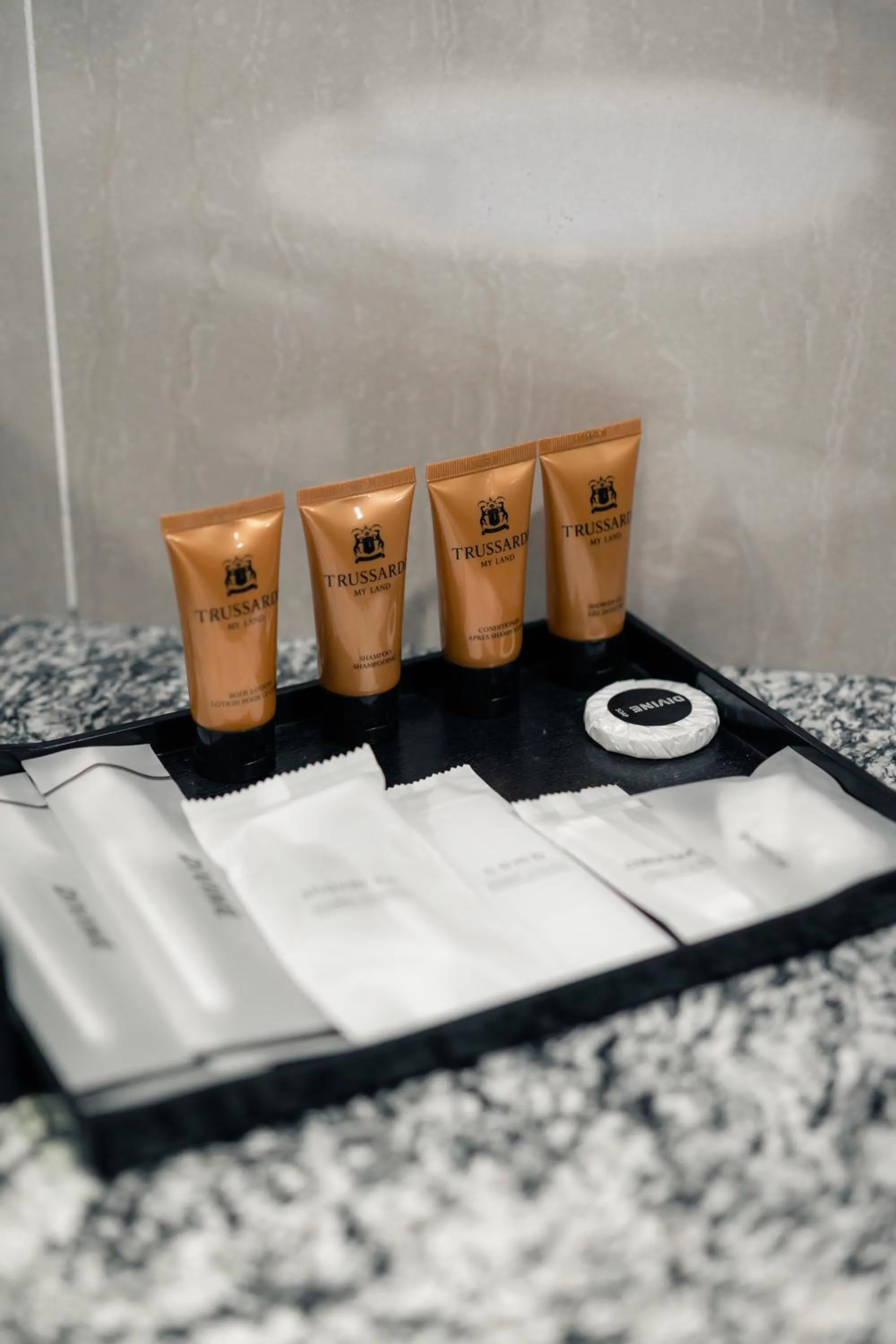 Bathroom in Le'venue Hotel