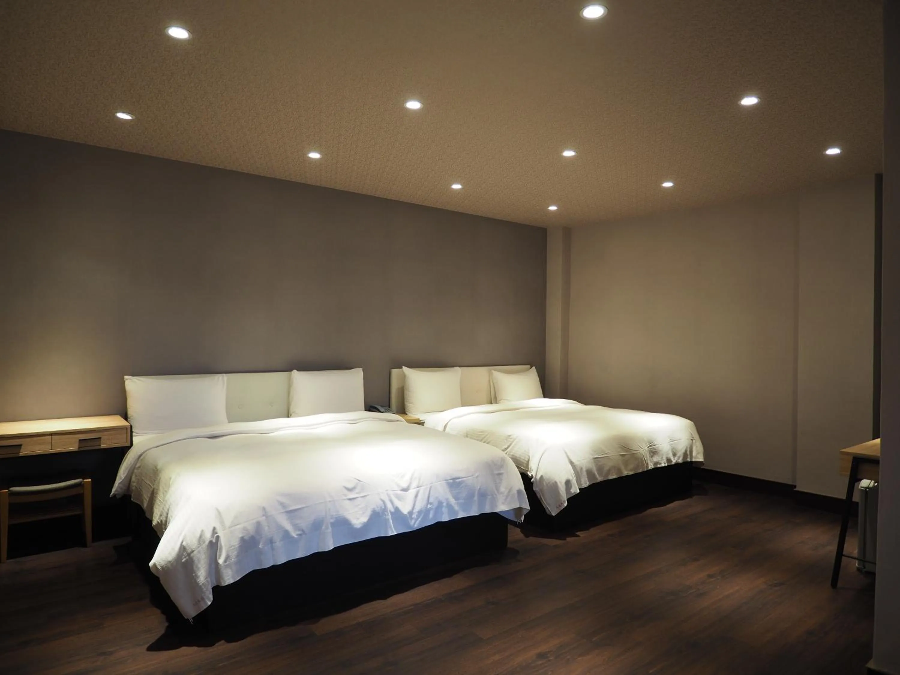 Bed in Day Chen Hotel