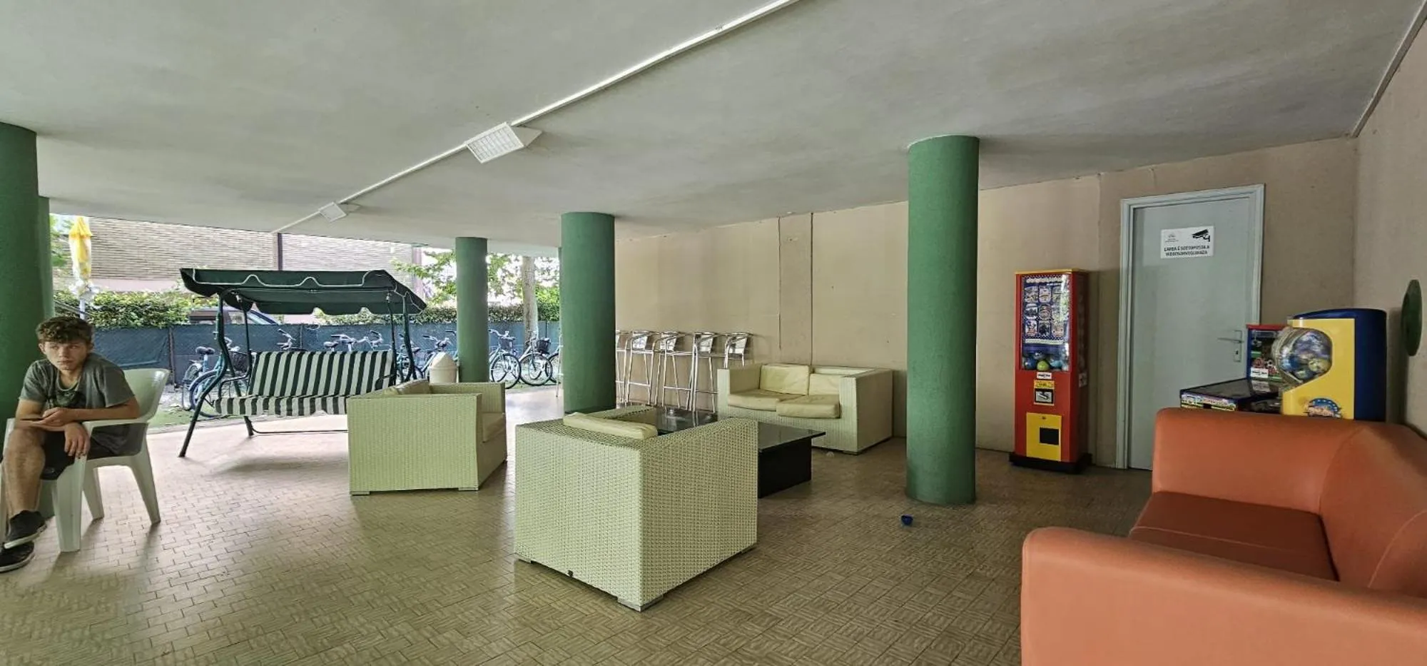 Communal lounge/ TV room in Hotel Napoleon