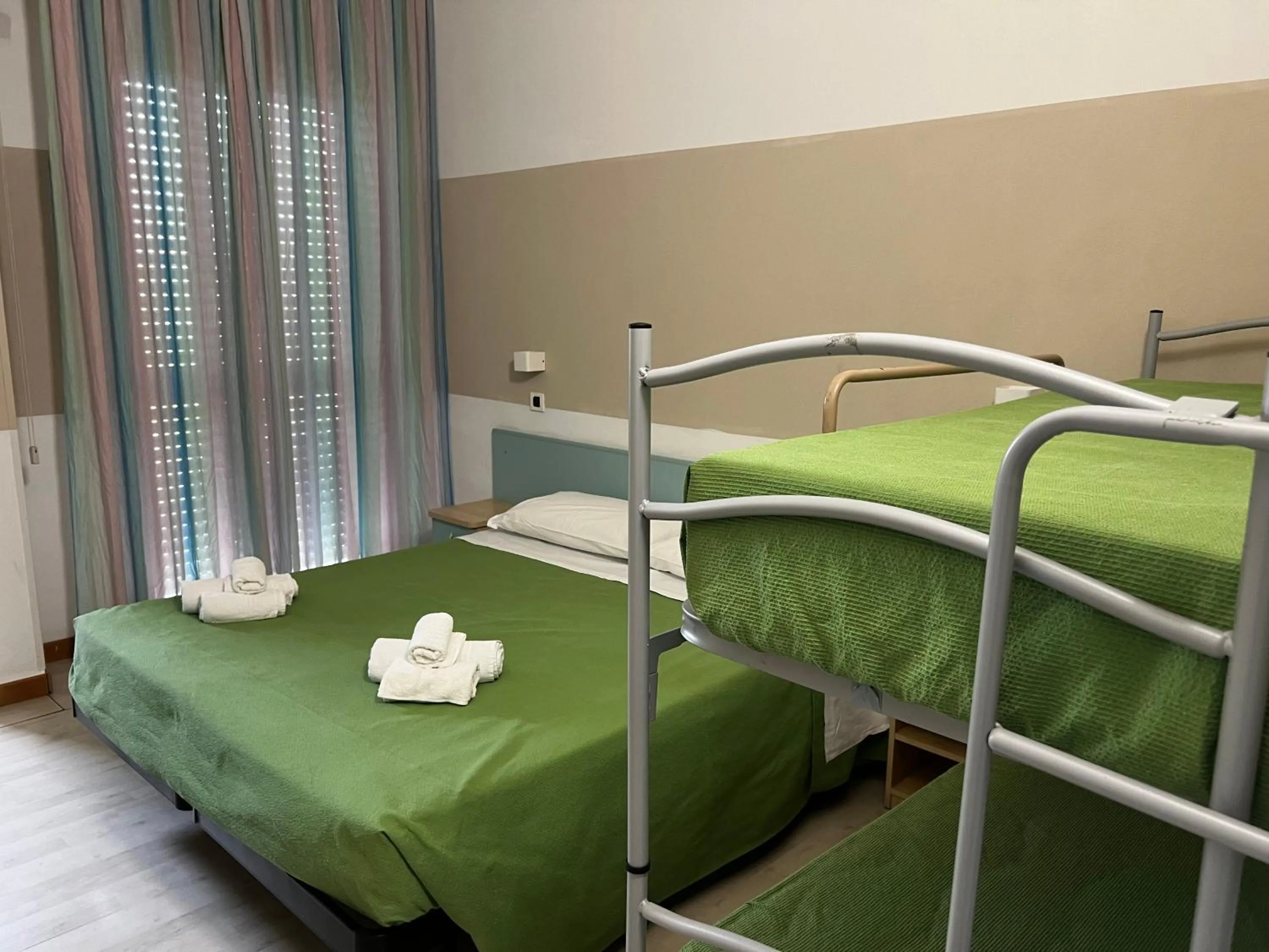 Bed in Hotel Napoleon