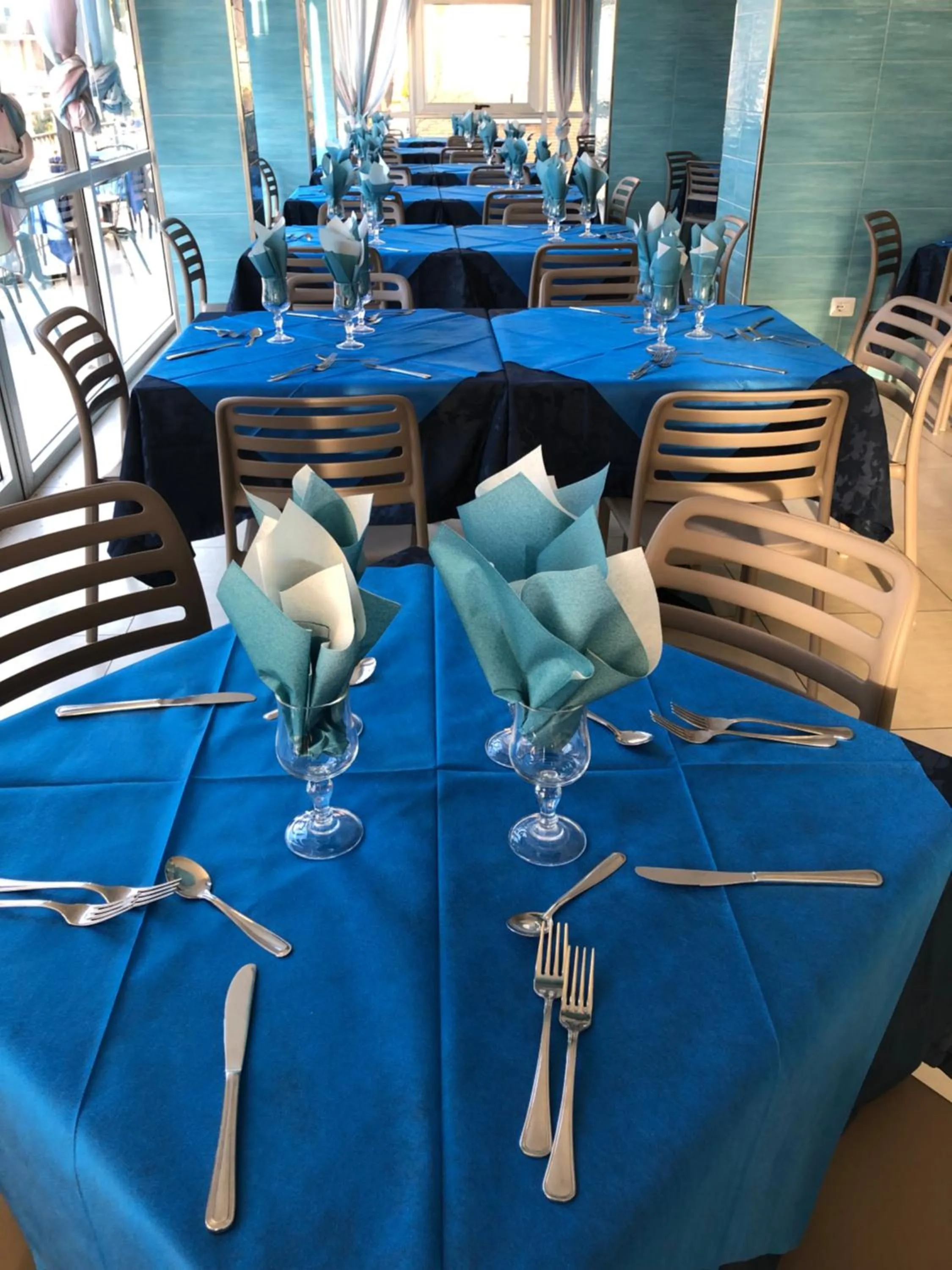 Restaurant/places to eat in Hotel Napoleon