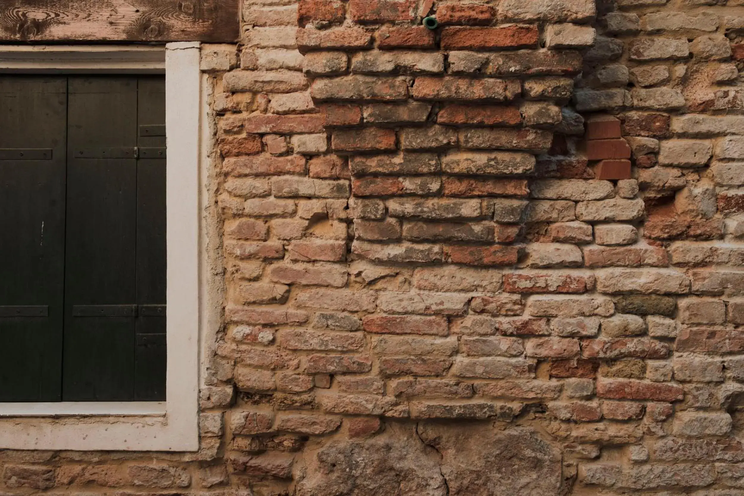 Property building in Ca' Pozzo Inn Property building in Ca' Pozzo Inn