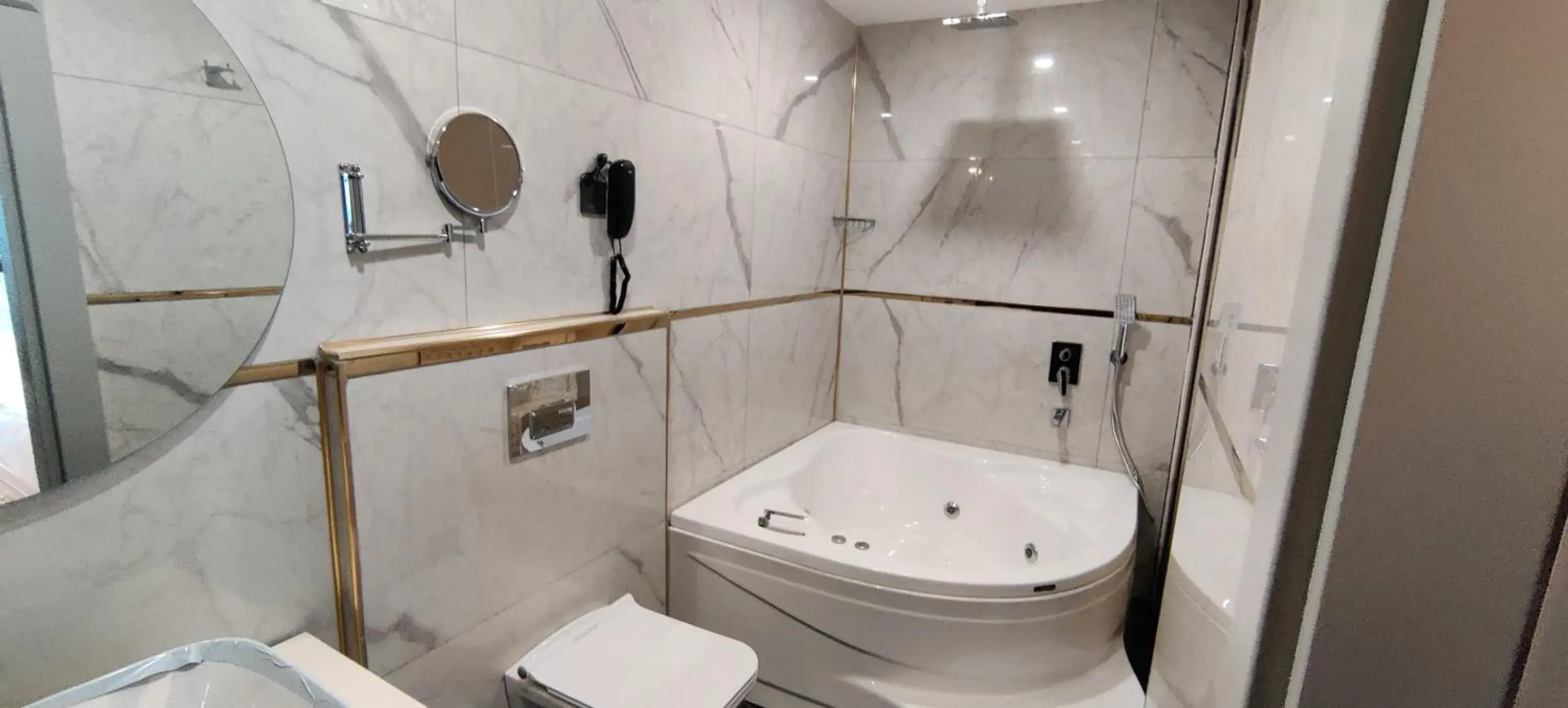 King Room with Spa Bath in ANEMON MARDIN OTEL King Room with Spa Bath in ANEMON MARDIN OTEL