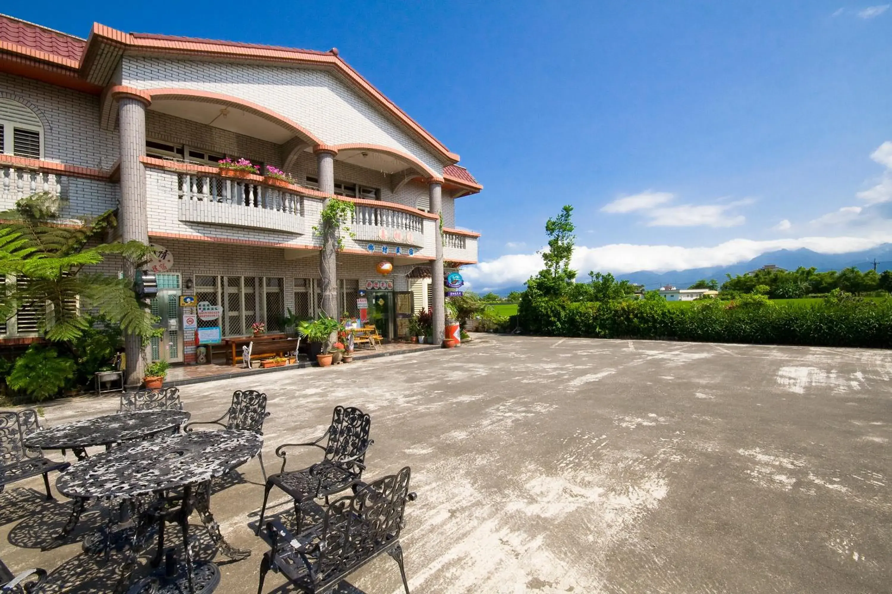 Facade/entrance in Yilan Xiang Feng Homestay Facade/entrance in Yilan Xiang Feng Homestay