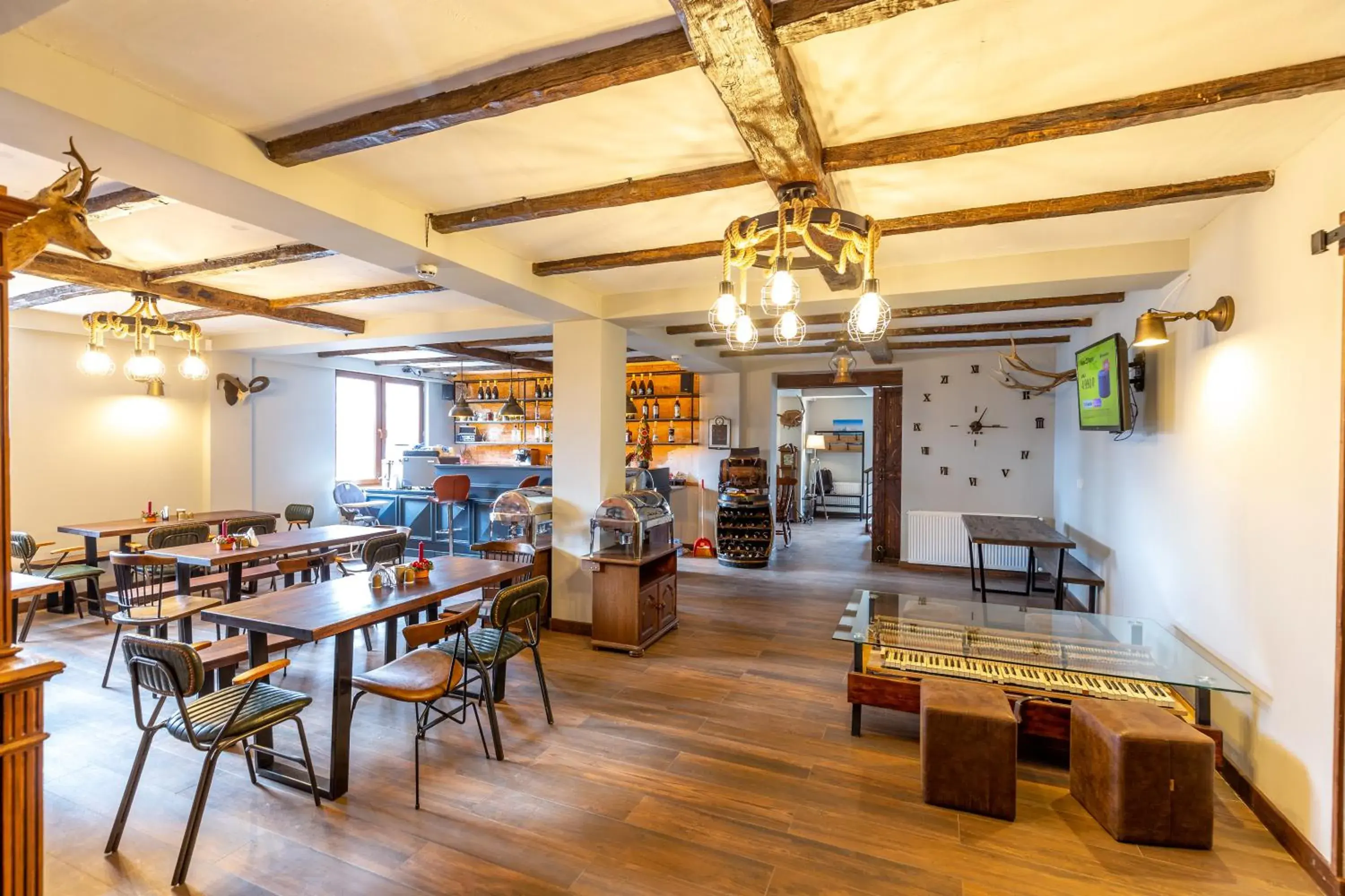 Restaurant/places to eat in Pine Chalets by KA Group Restaurant/places to eat in Pine Chalets by KA Group