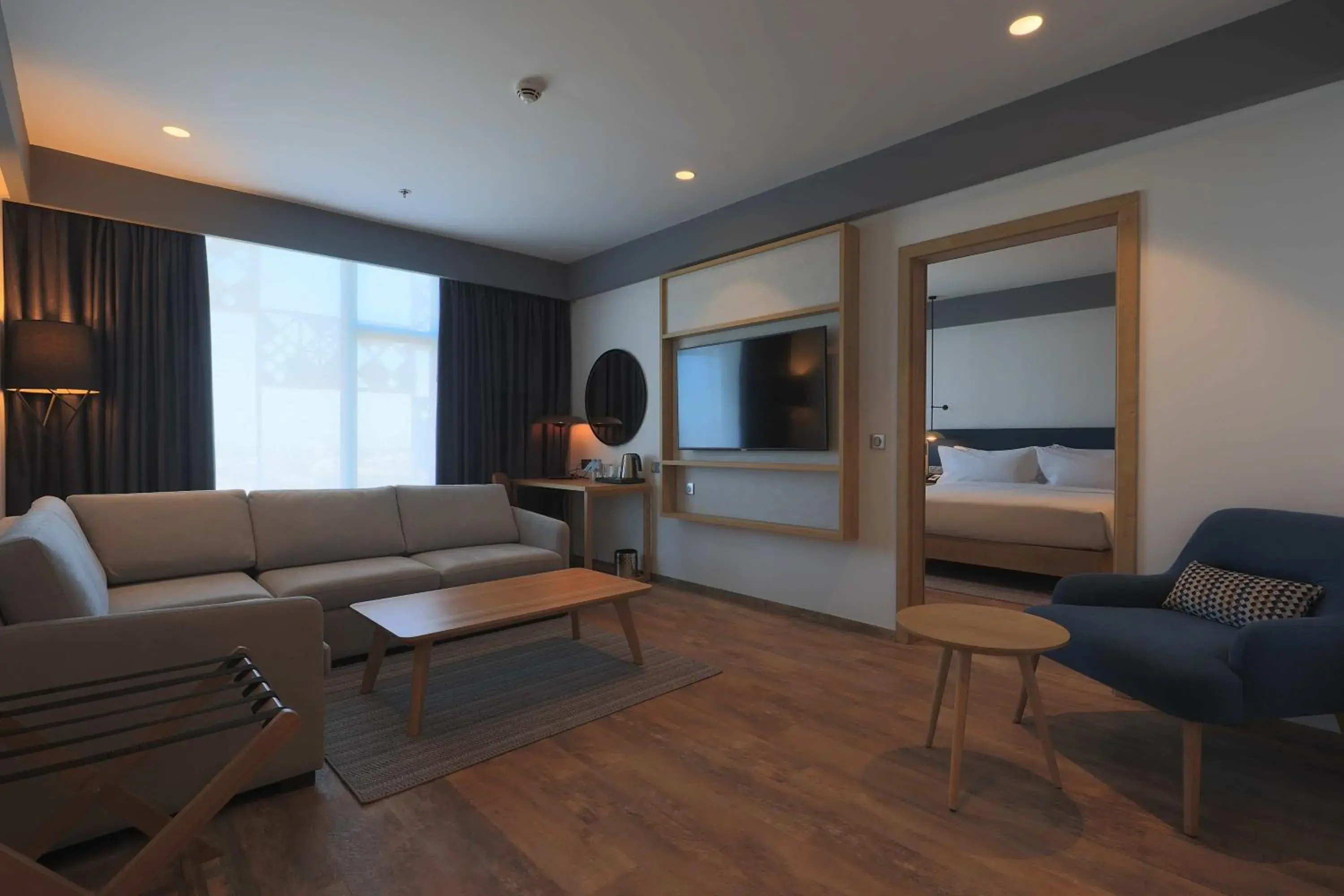 Seating area, Bed in Hilton Garden Inn Casablanca Sud Seating area, Bed in Hilton Garden Inn Casablanca Sud