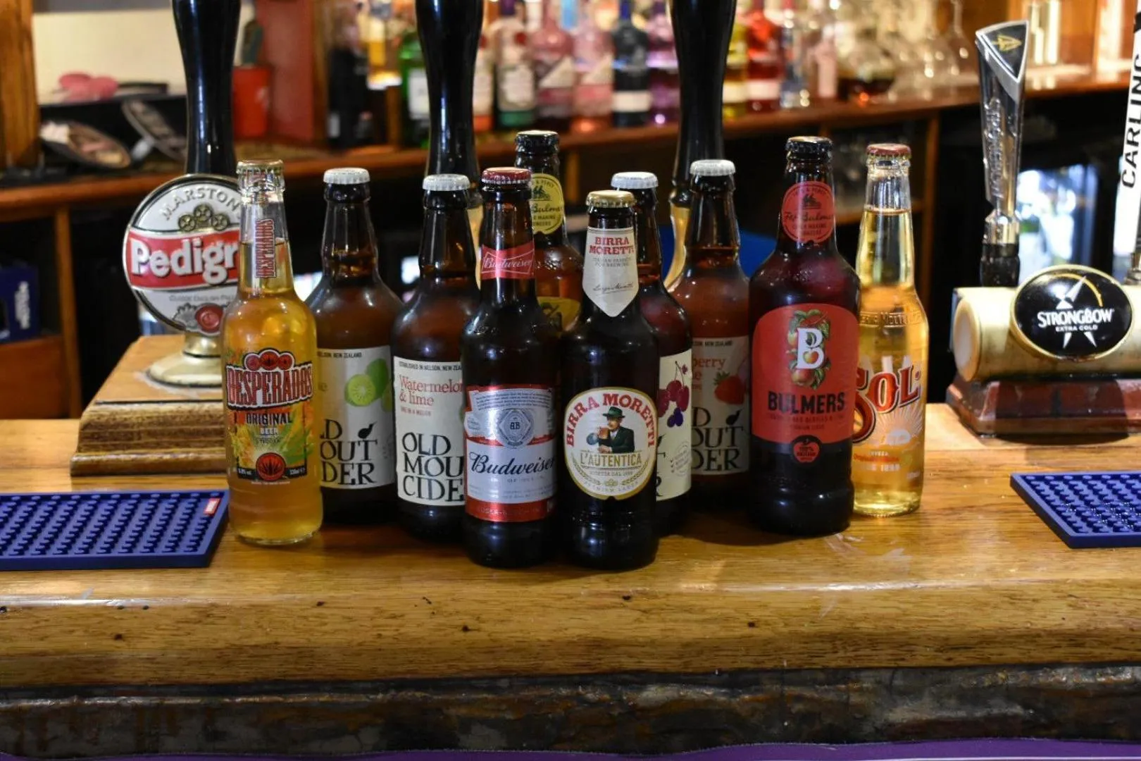 Alcoholic drinks in Chequers Country Inn