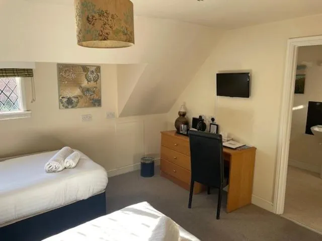 Bed in Chequers Country Inn