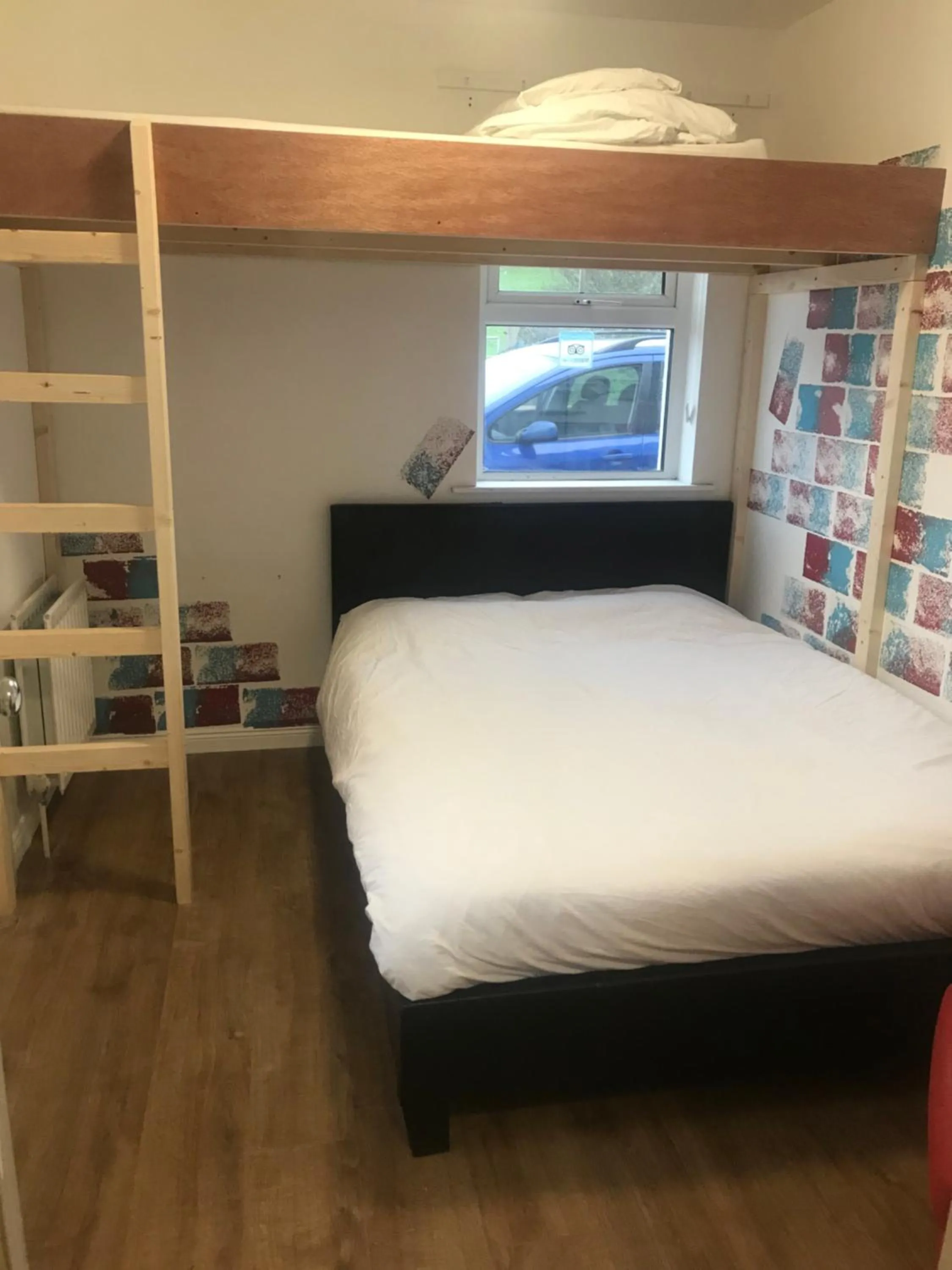 Bedroom, Bed in Finn McCools Giants Causeway Hostel