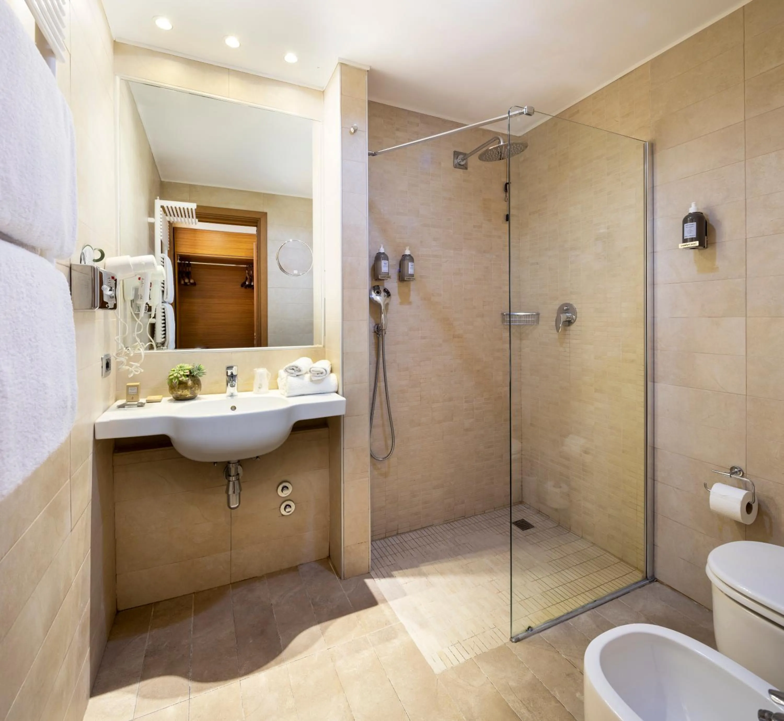 Bathroom in Hotel Parma & Congressi