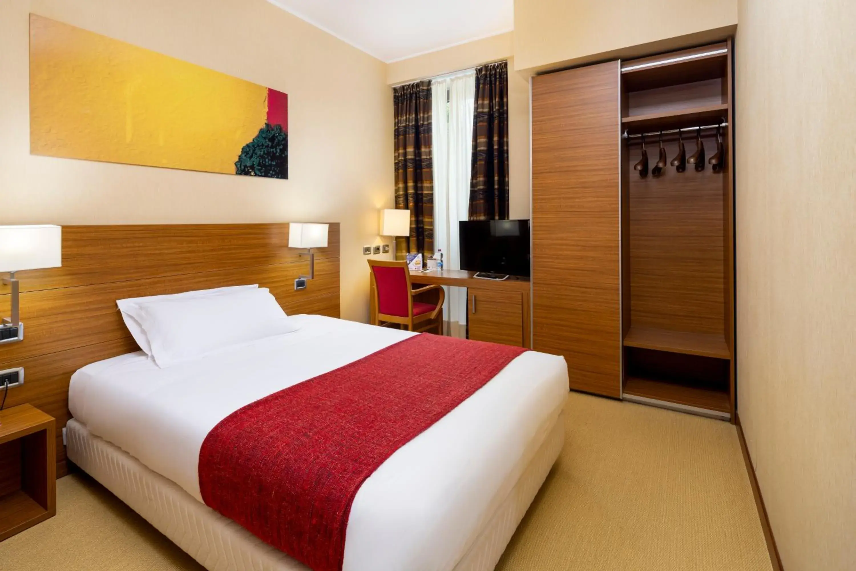 Photo of the whole room, Bed in Hotel Parma & Congressi Photo of the whole room, Bed in Hotel Parma & Congressi