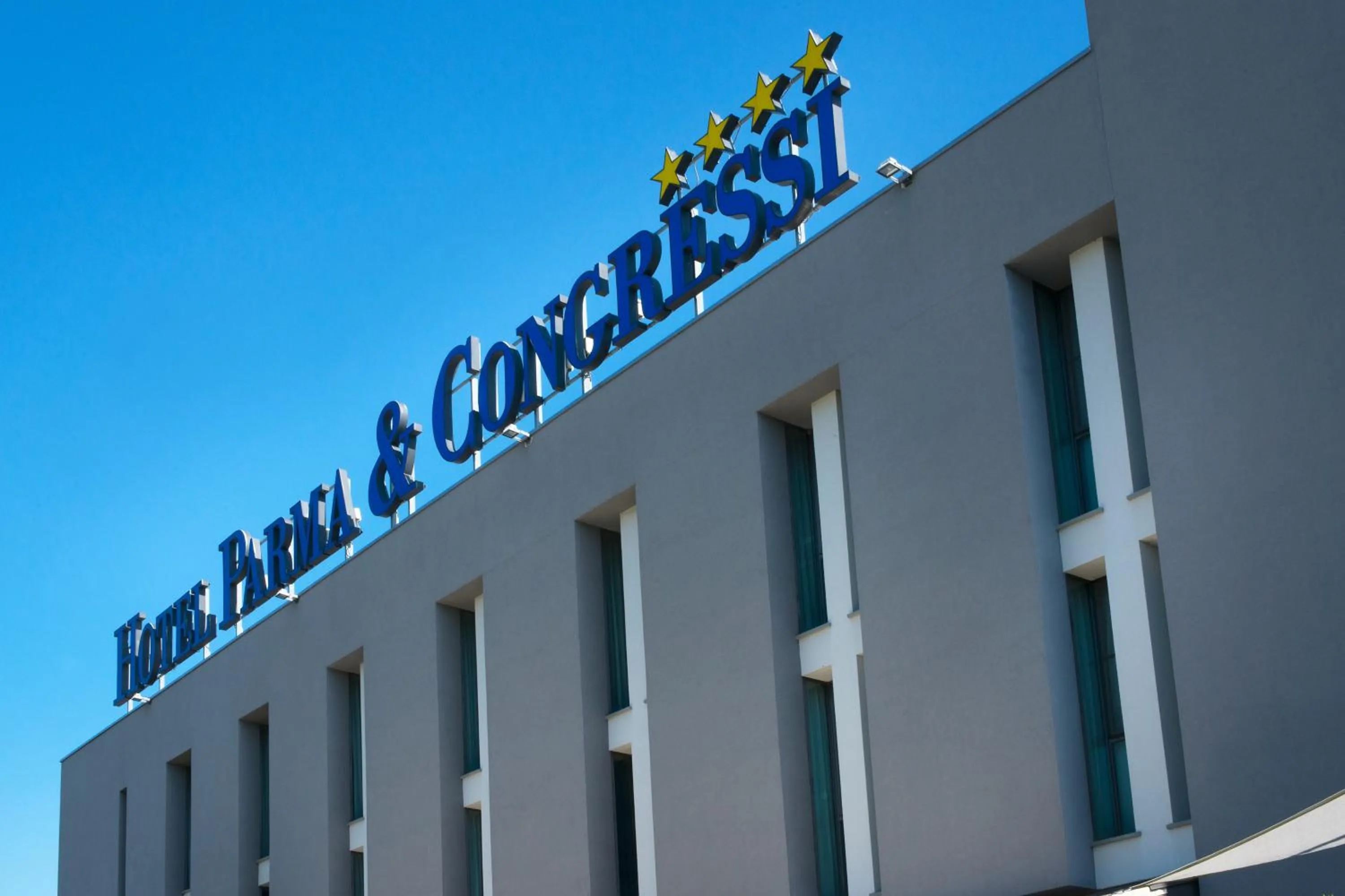 Facade/entrance in Hotel Parma & Congressi