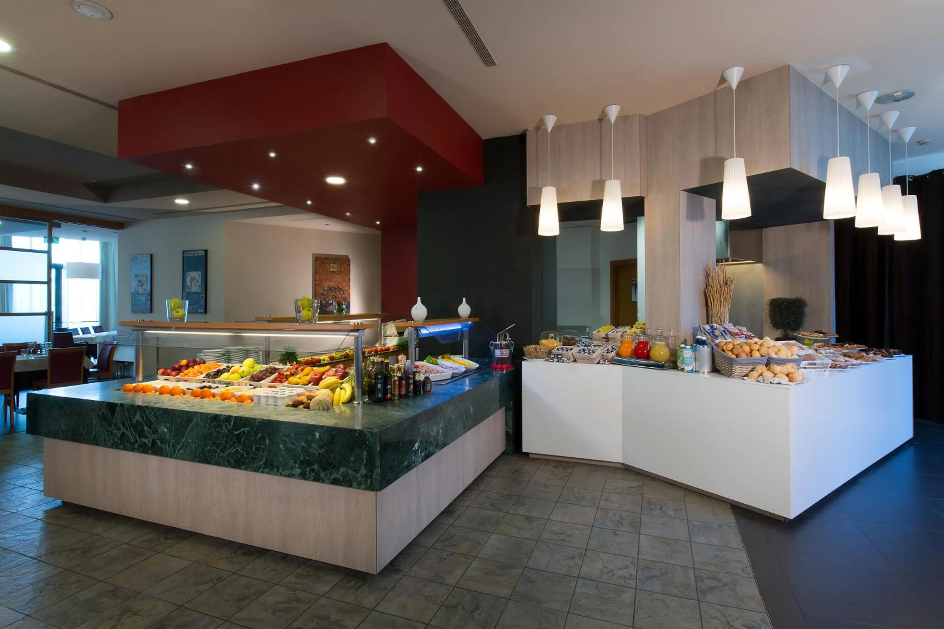 Buffet breakfast in Hotel Parma & Congressi