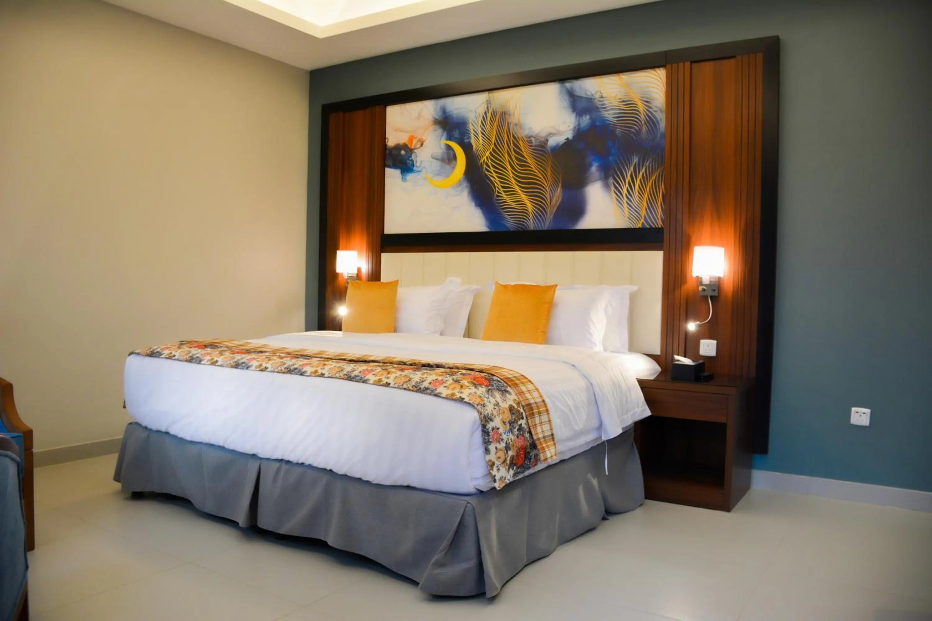 Bed in Park Town Hotel