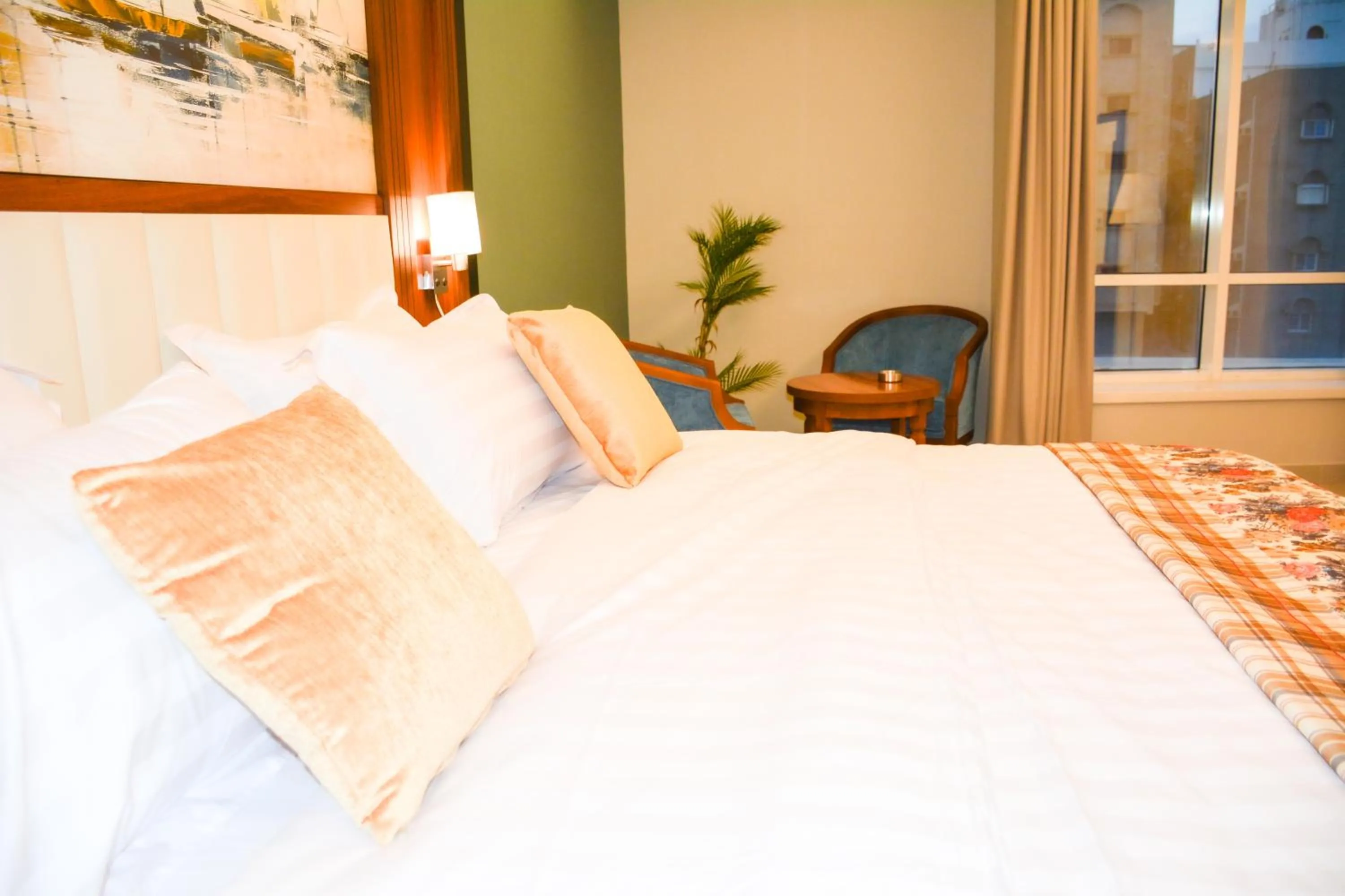 Bed in Park Town Hotel