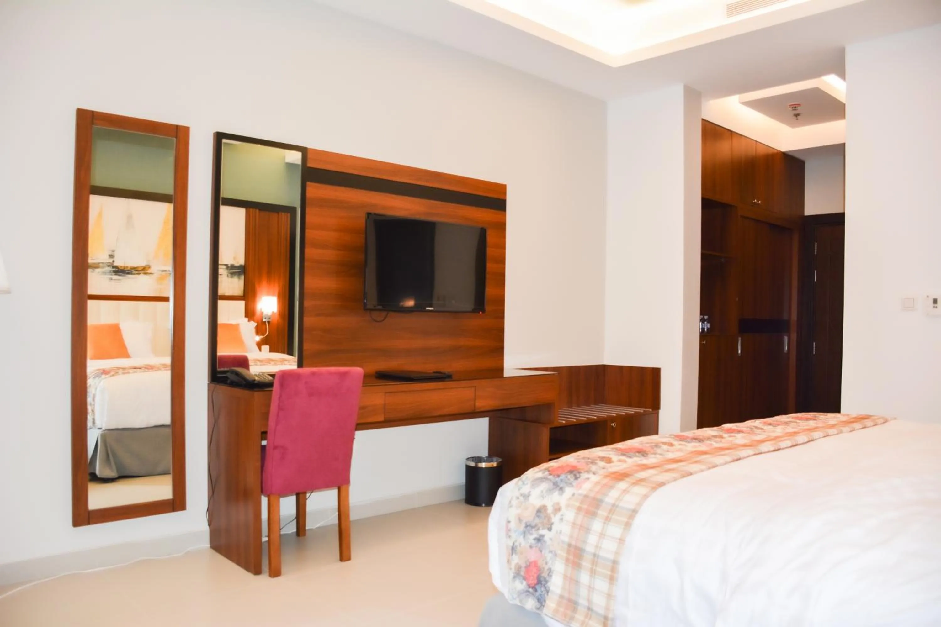 Photo of the whole room, Bed in Park Town Hotel