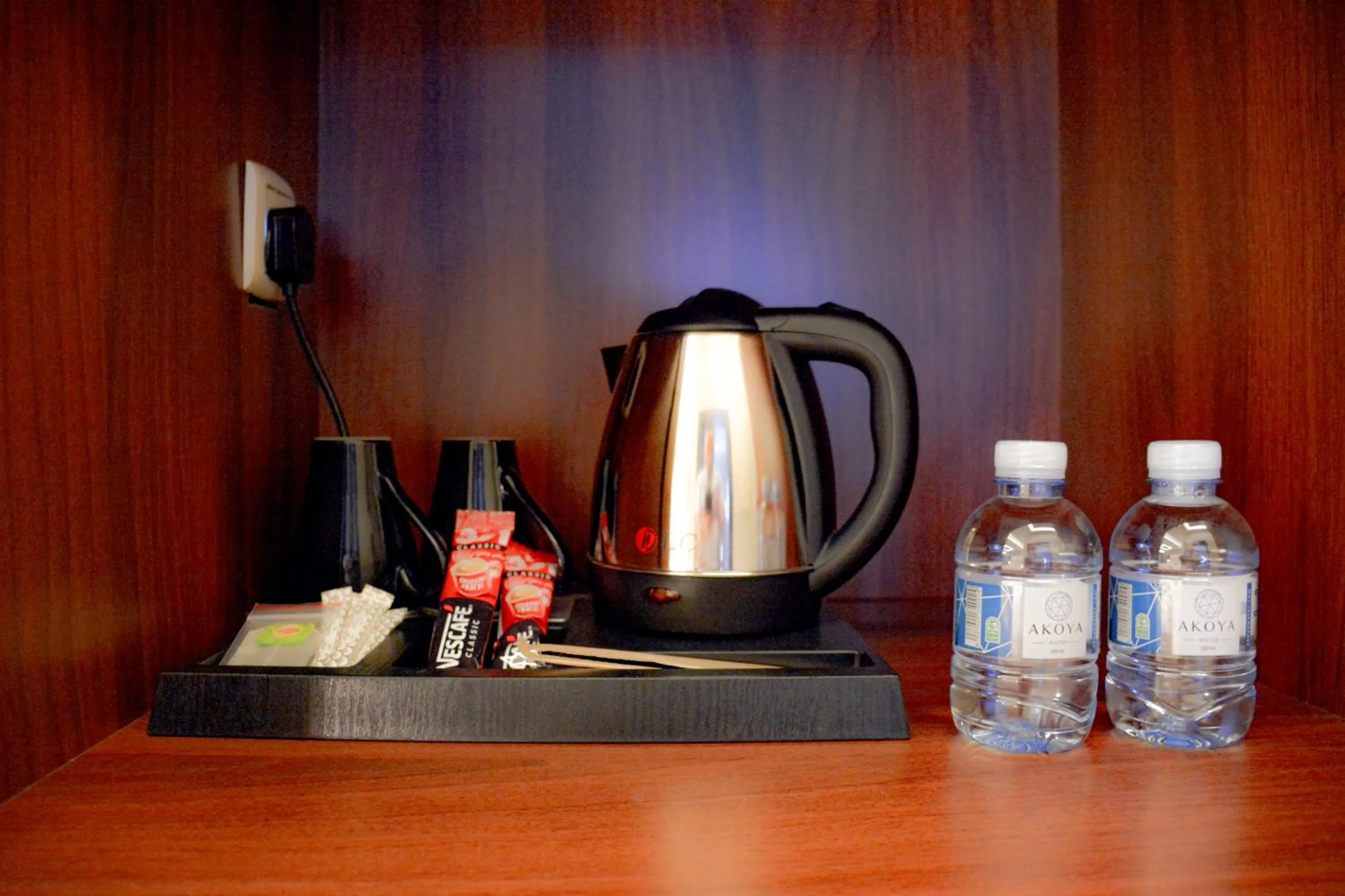 Coffee/tea facilities in Park Town Hotel