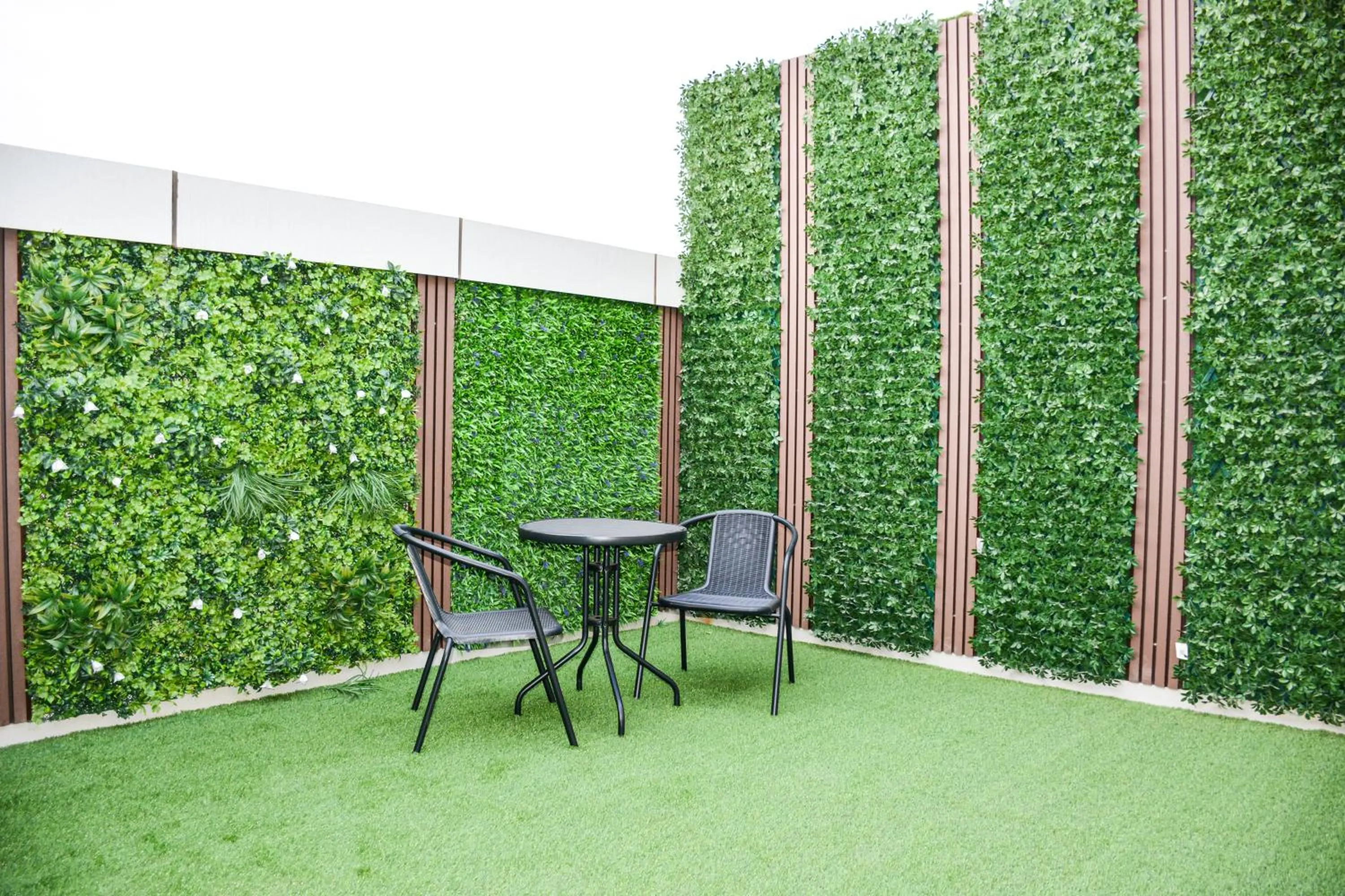 Patio in Park Town Hotel
