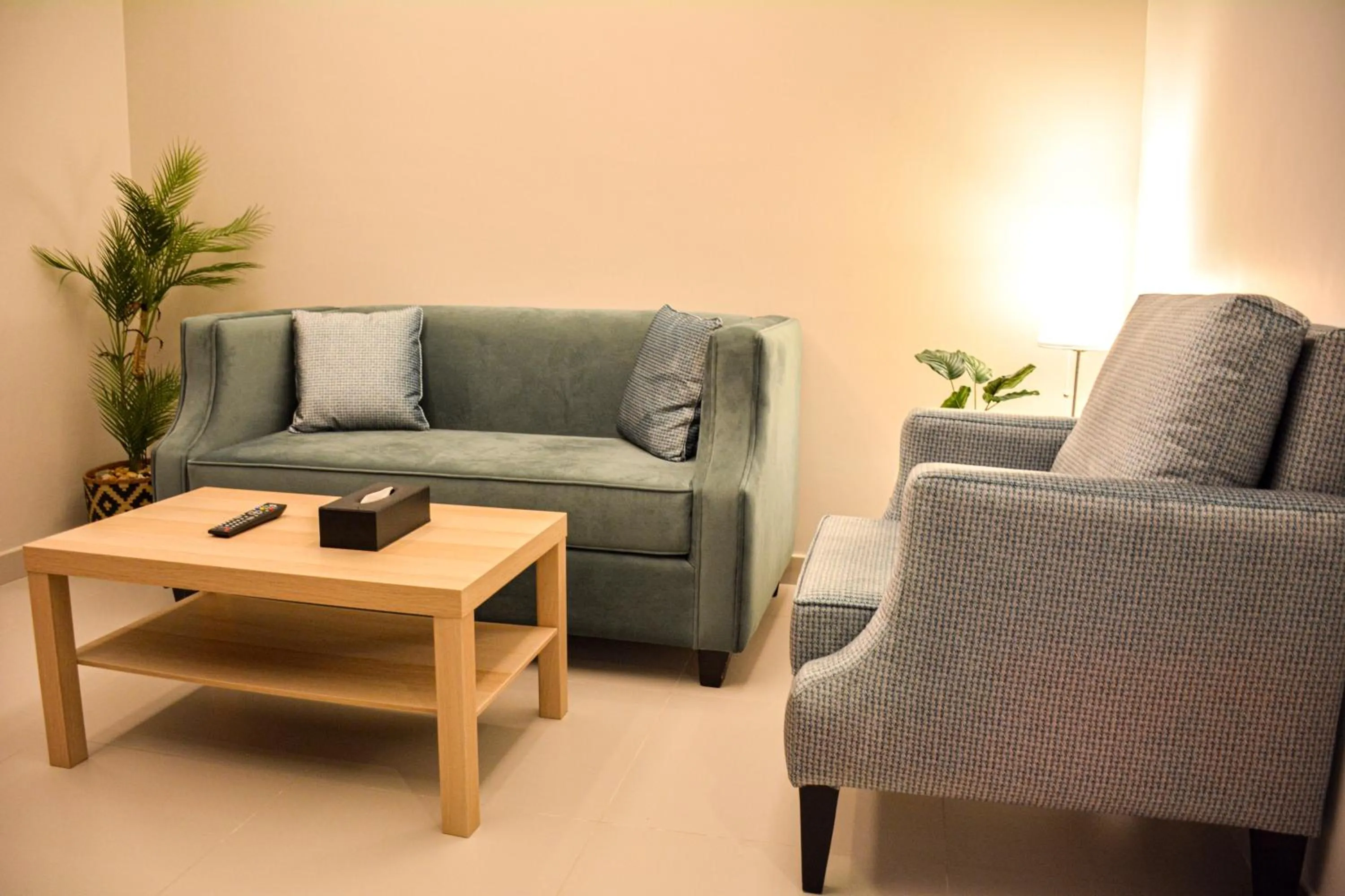 Living room in Park Town Hotel