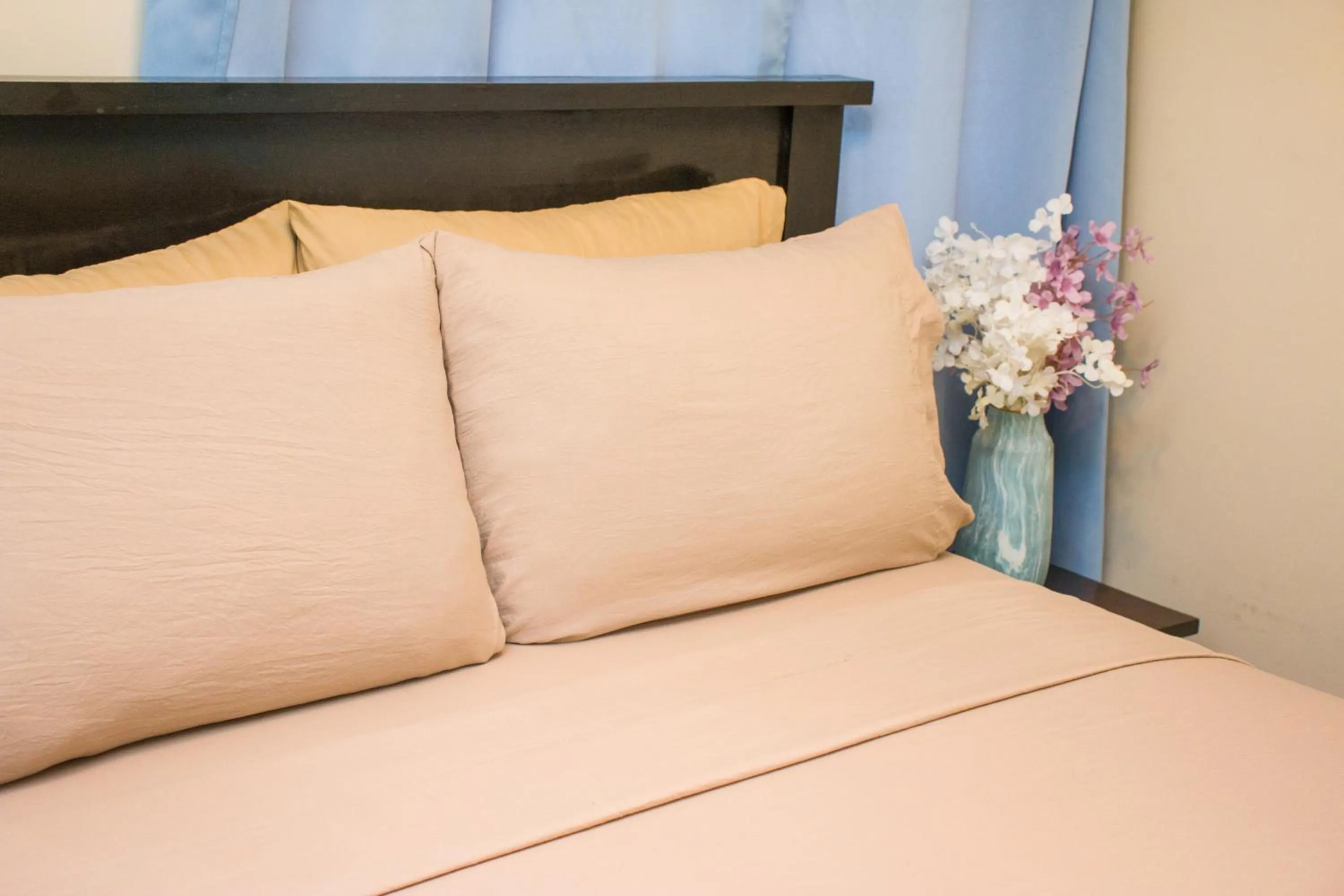 Bed in Aqua Lounge