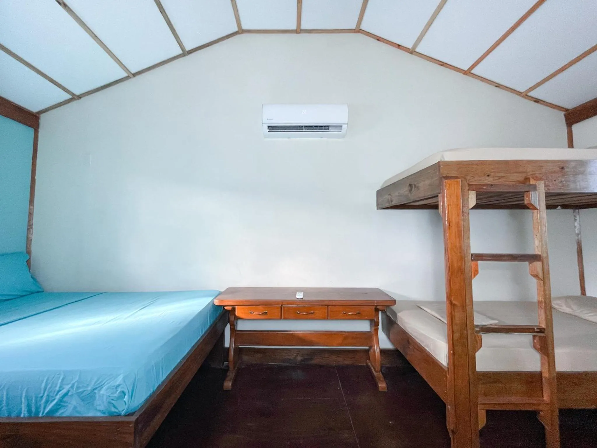 Bed in Aqua Lounge