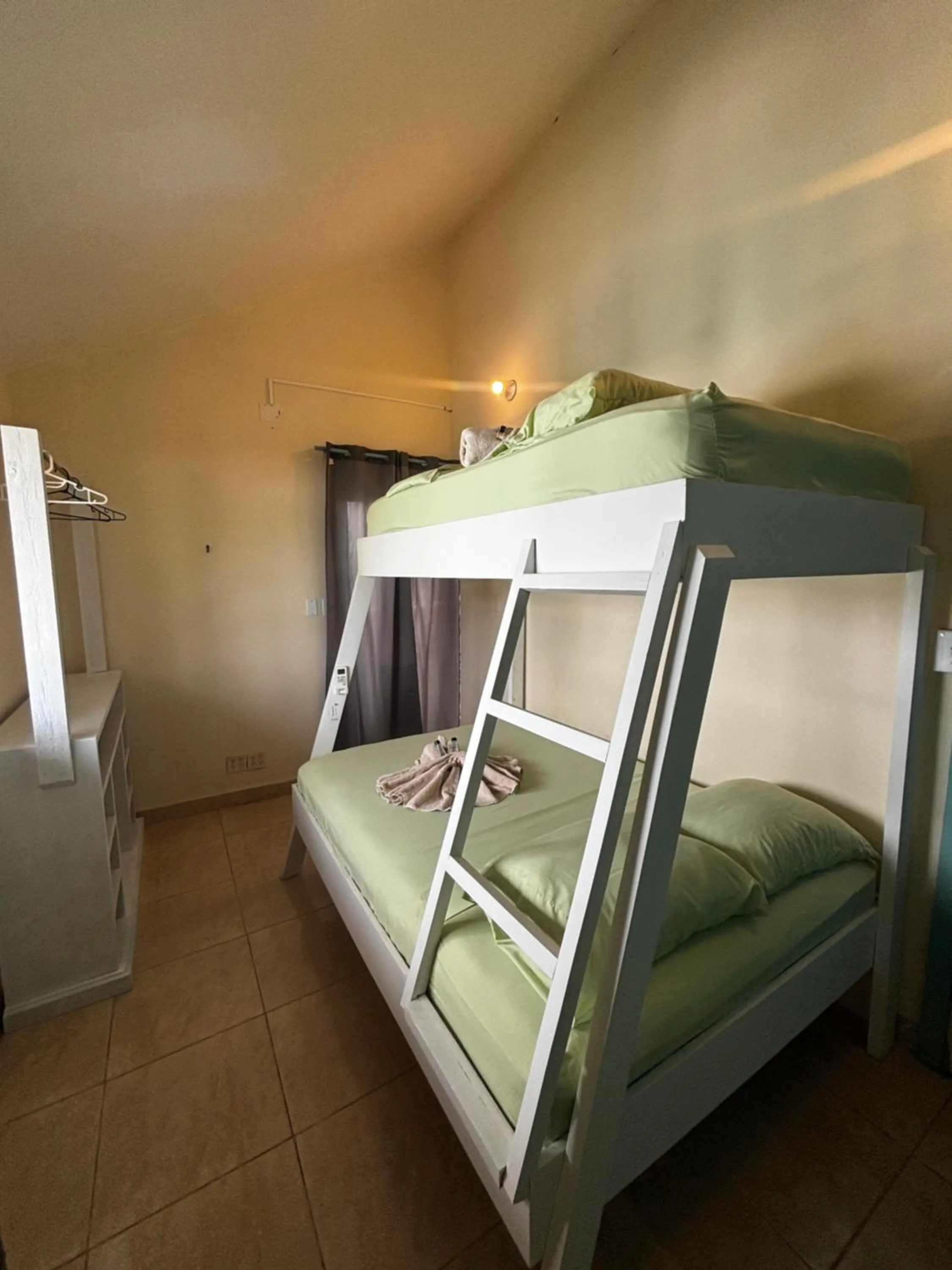 bunk bed, Bed in Aqua Lounge