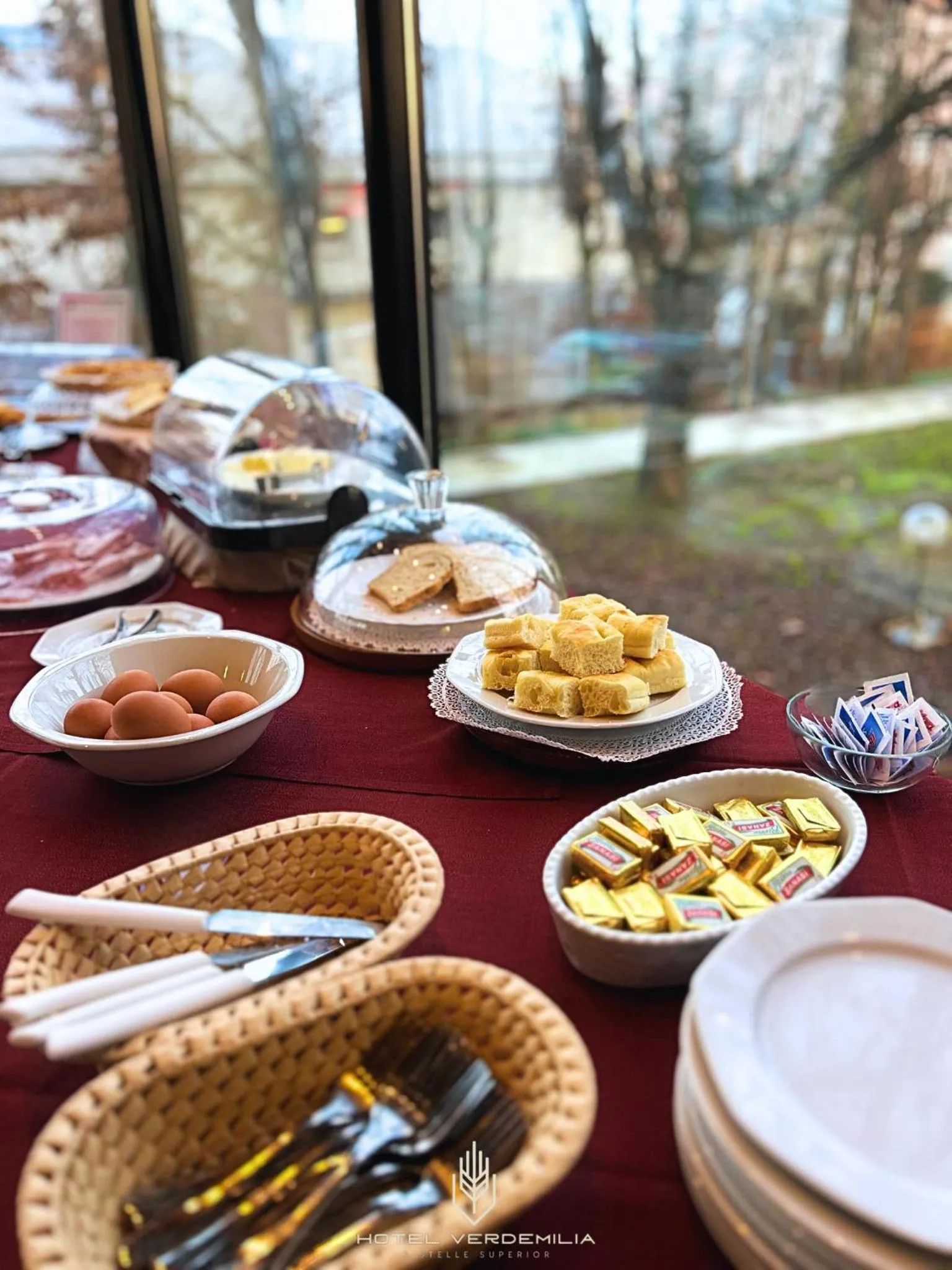 Buffet breakfast in Verdemilia Hotel
