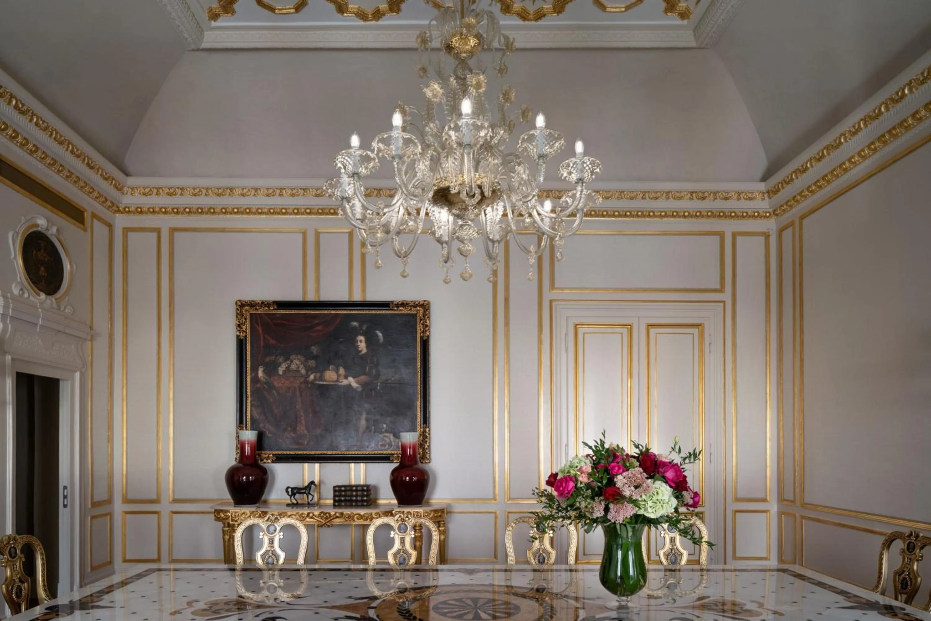 Photo of the whole room in The St. Regis Rome