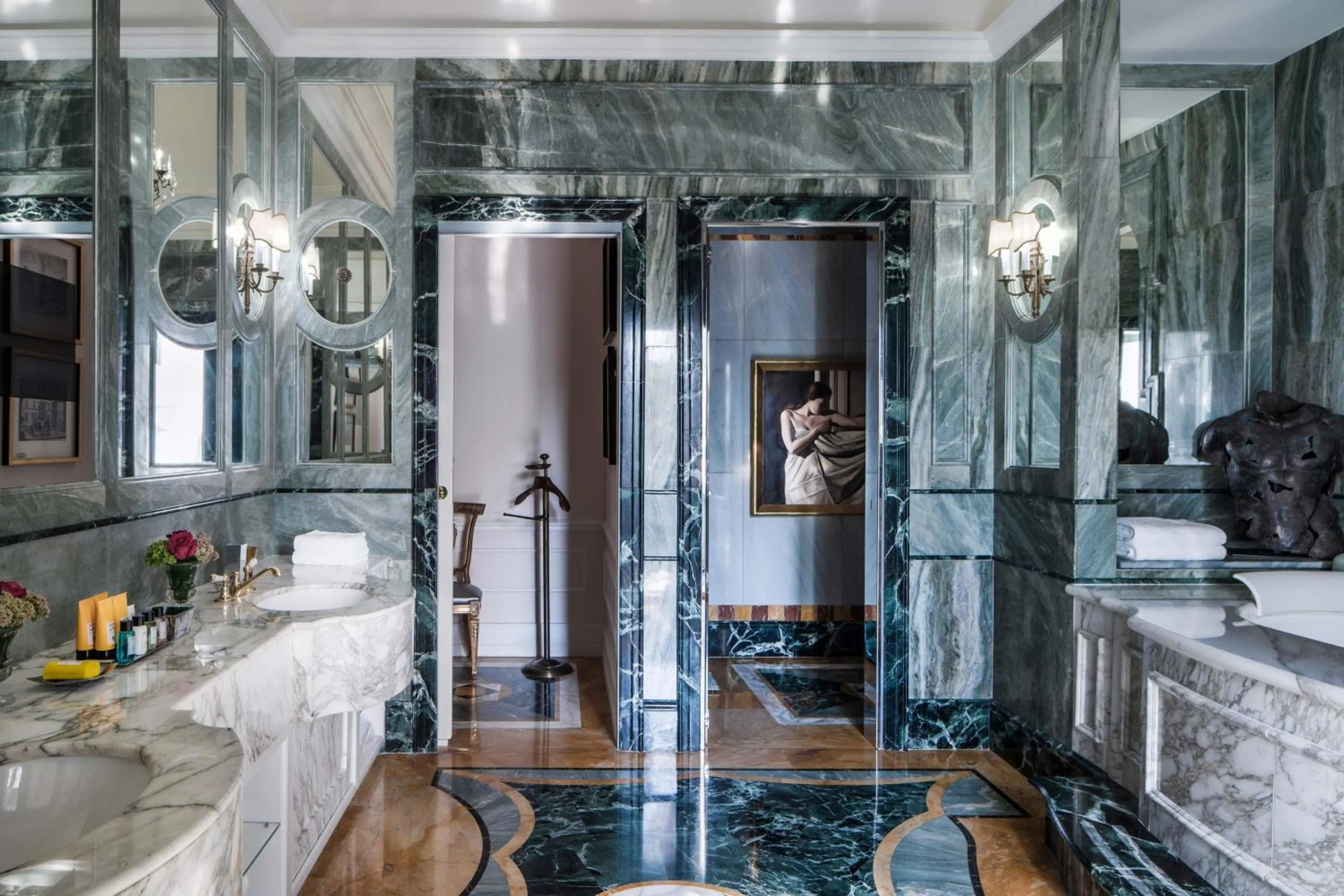 Photo of the whole room in The St. Regis Rome