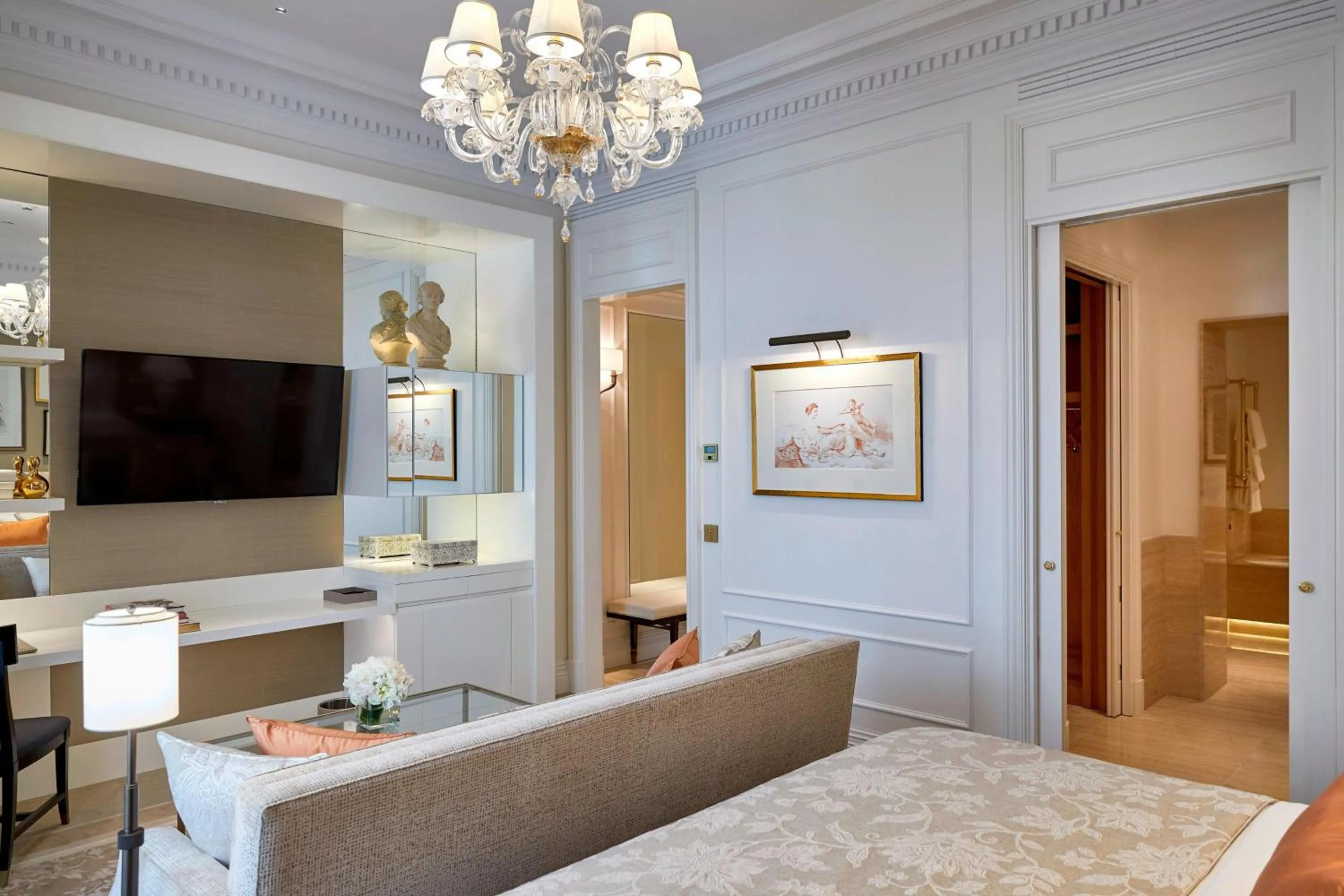 Bedroom, Bed in The St. Regis Rome