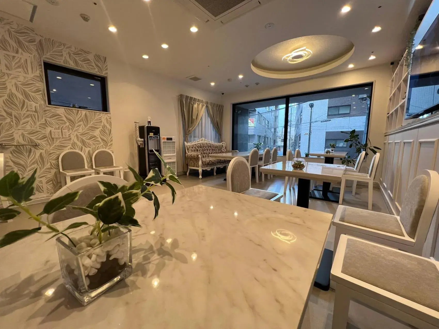 Seating area in Hotaku HOTEL Akihabara Seating area in Hotaku HOTEL Akihabara