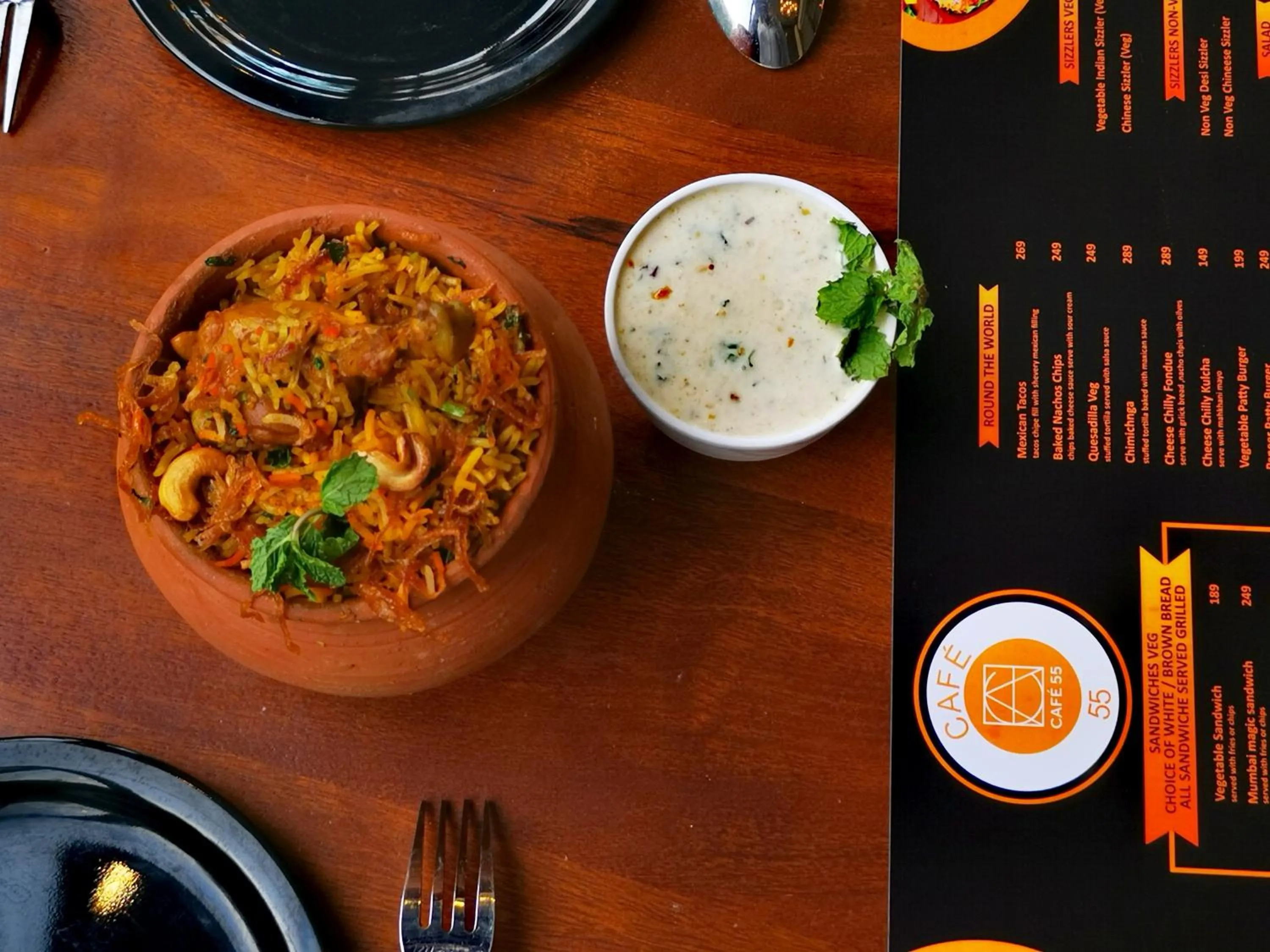 Food in HOTEL RIO BENARAS