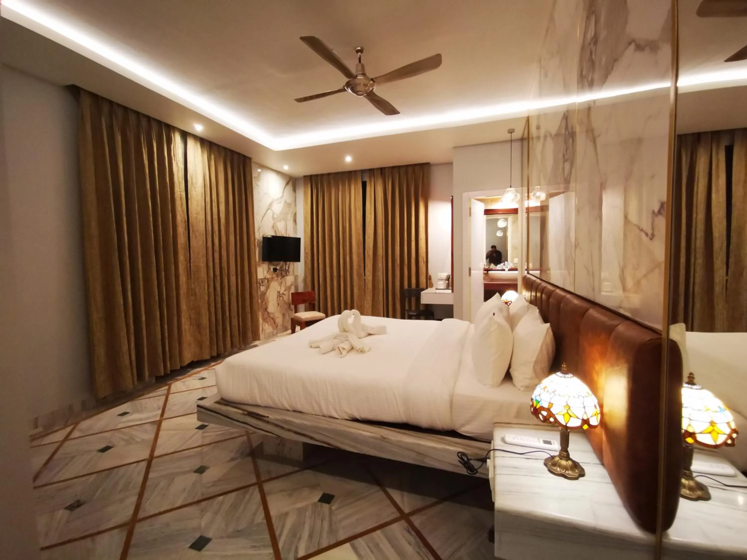 Photo of the whole room, Bed in HOTEL RIO BENARAS