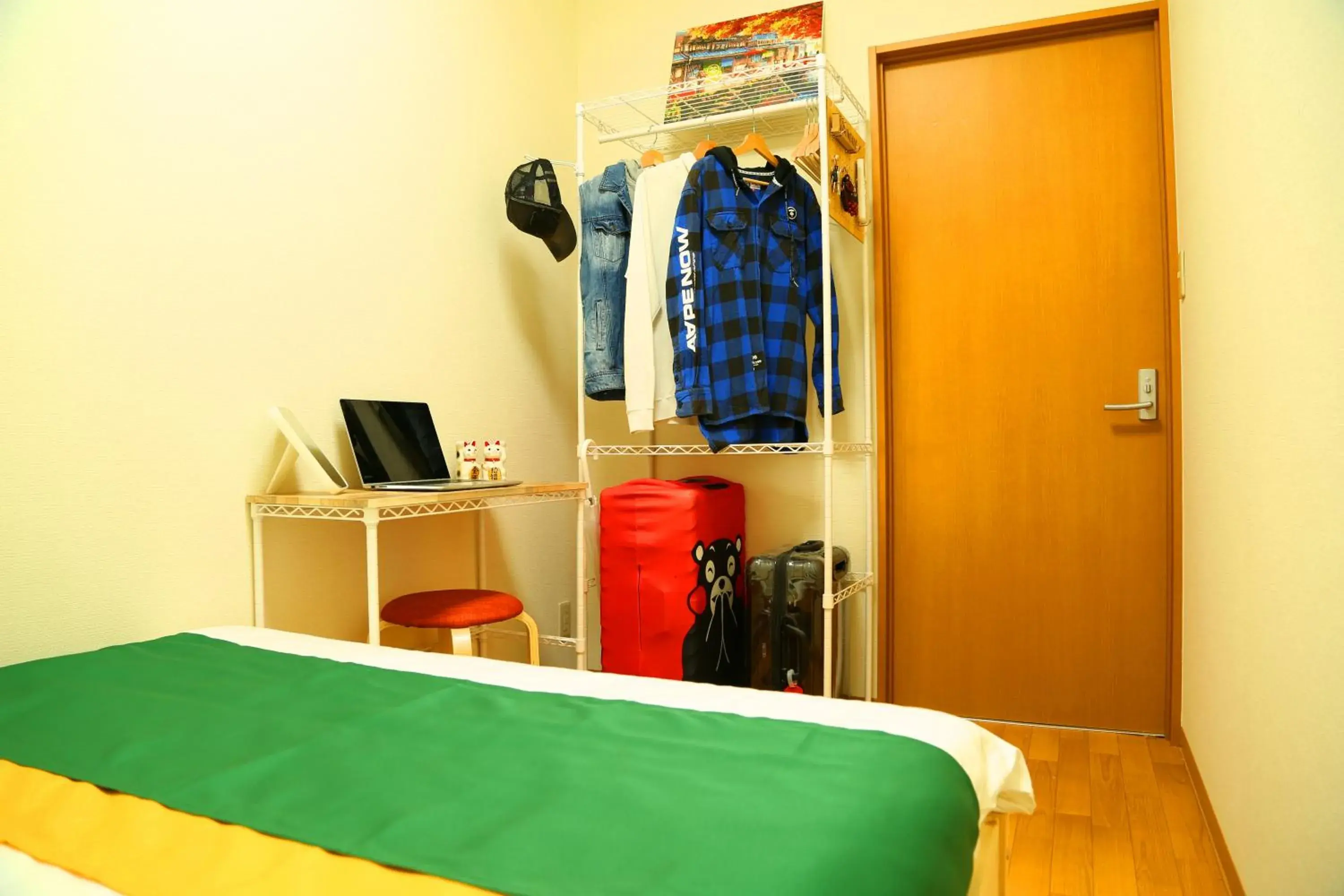 Bedroom, Bed in E JOY INN-West Shinjuku Branch Bedroom, Bed in E JOY INN-West Shinjuku Branch