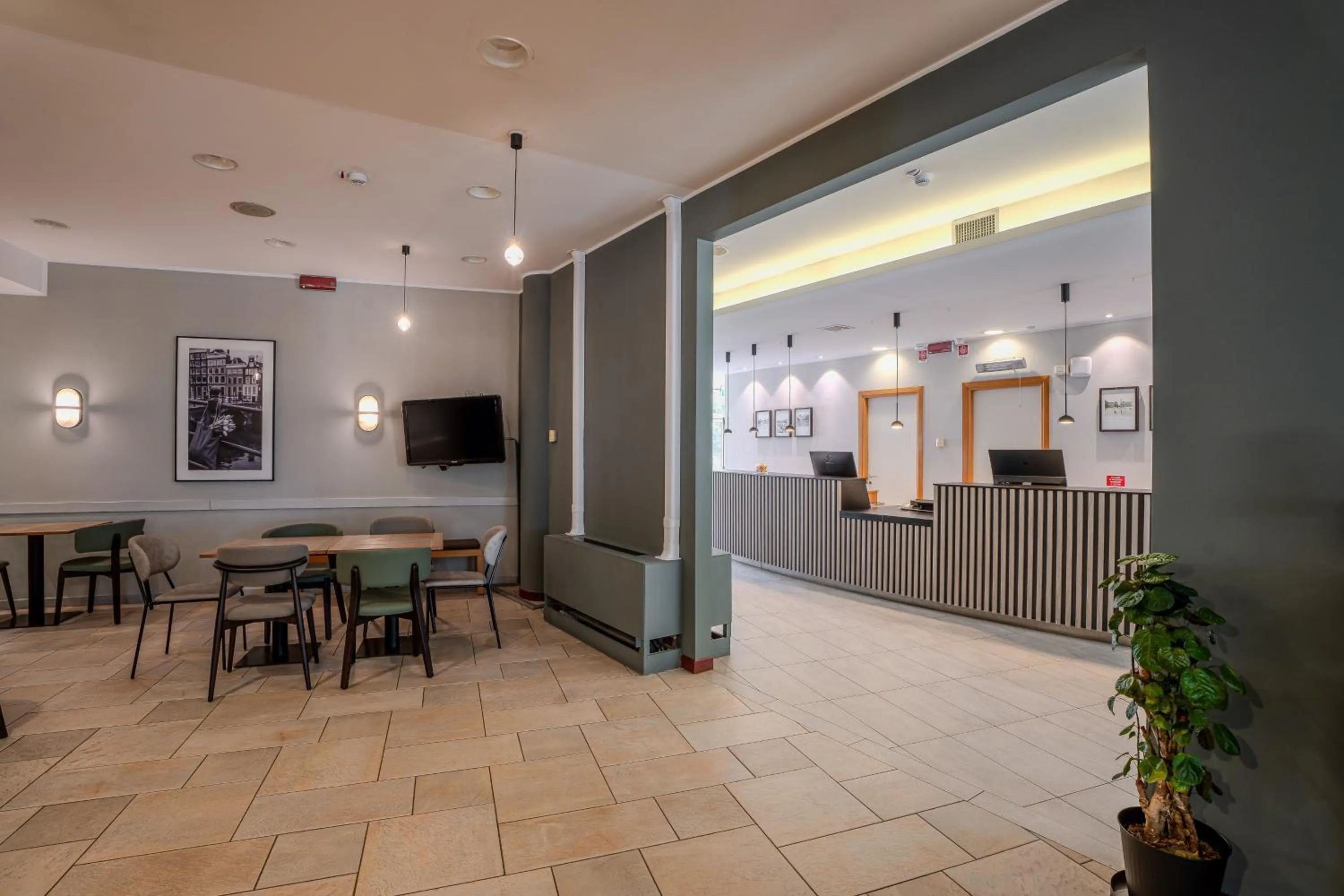 Lobby or reception in Tulip Inn Turin West Rivoli