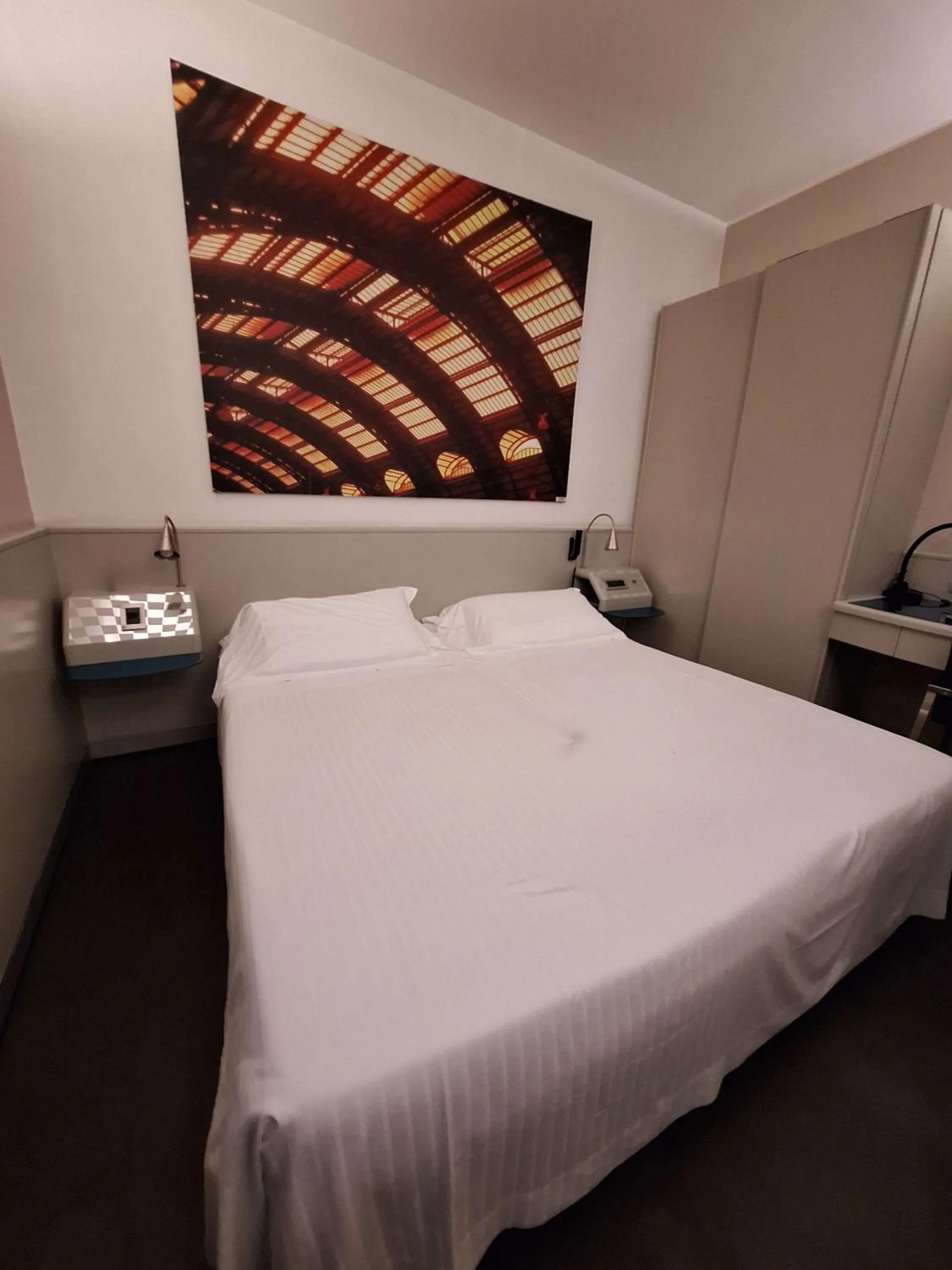 Bedroom, Bed in Sure Hotel by Best Western Milano