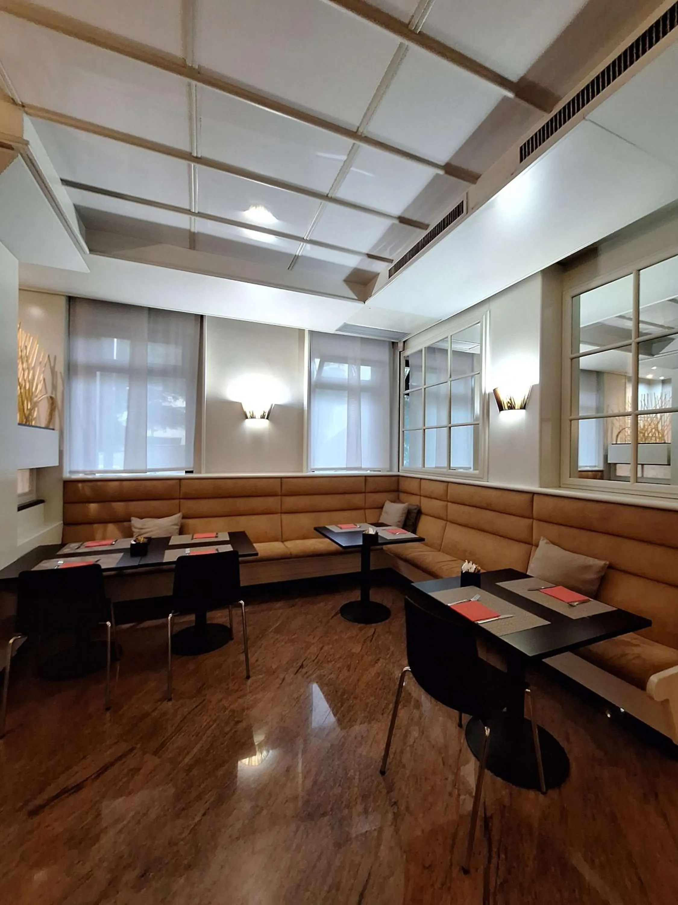 Breakfast in Sure Hotel by Best Western Milano