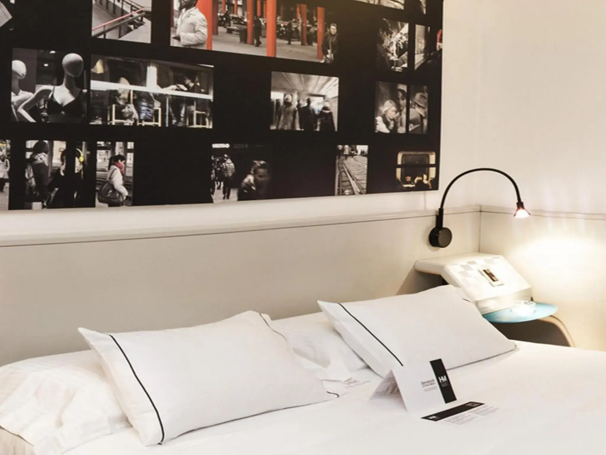 Bed in Hotel Milano