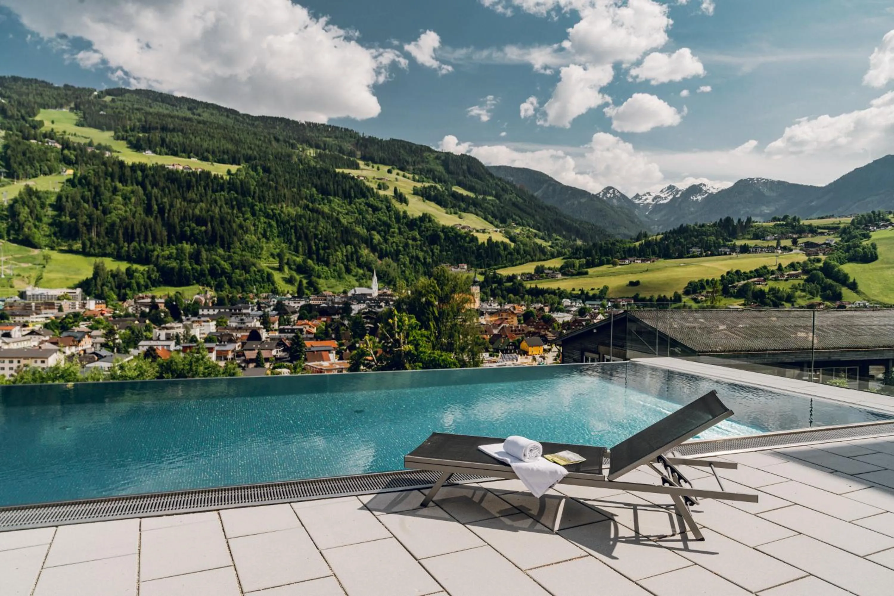 Swimming pool in Apartmentresort MyLodge