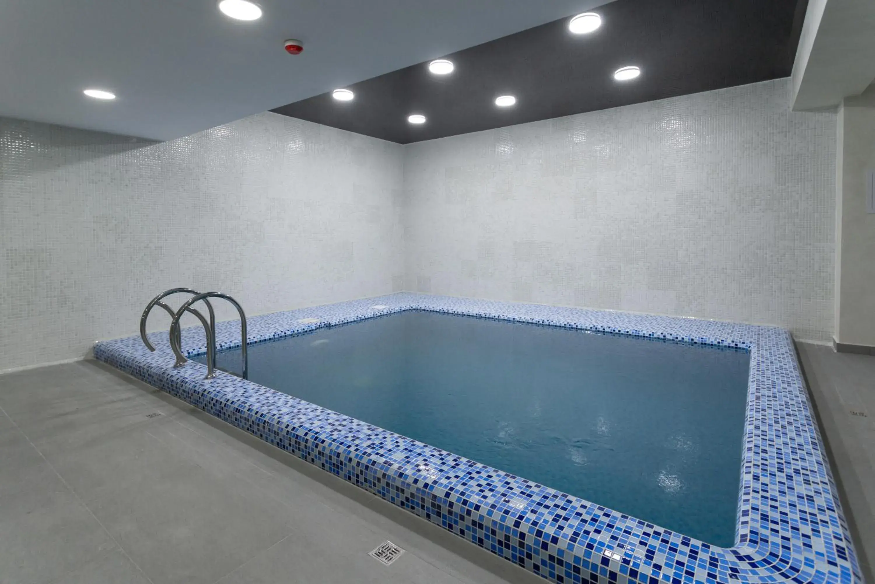 Swimming pool in Rayyan Hotel & SPA Tashkent Swimming pool in Rayyan Hotel & SPA Tashkent