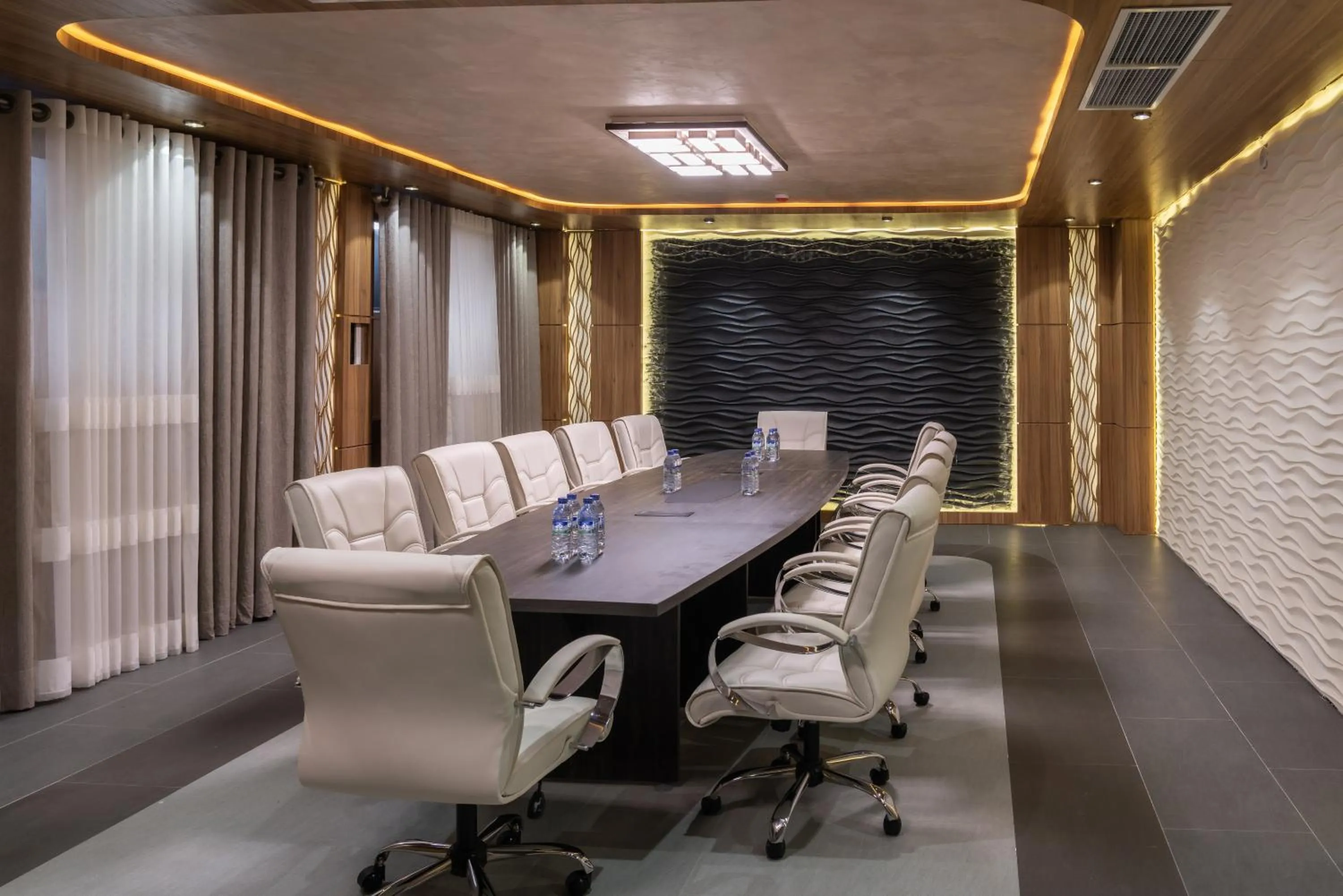 Business facilities in Rayyan Hotel & SPA Tashkent