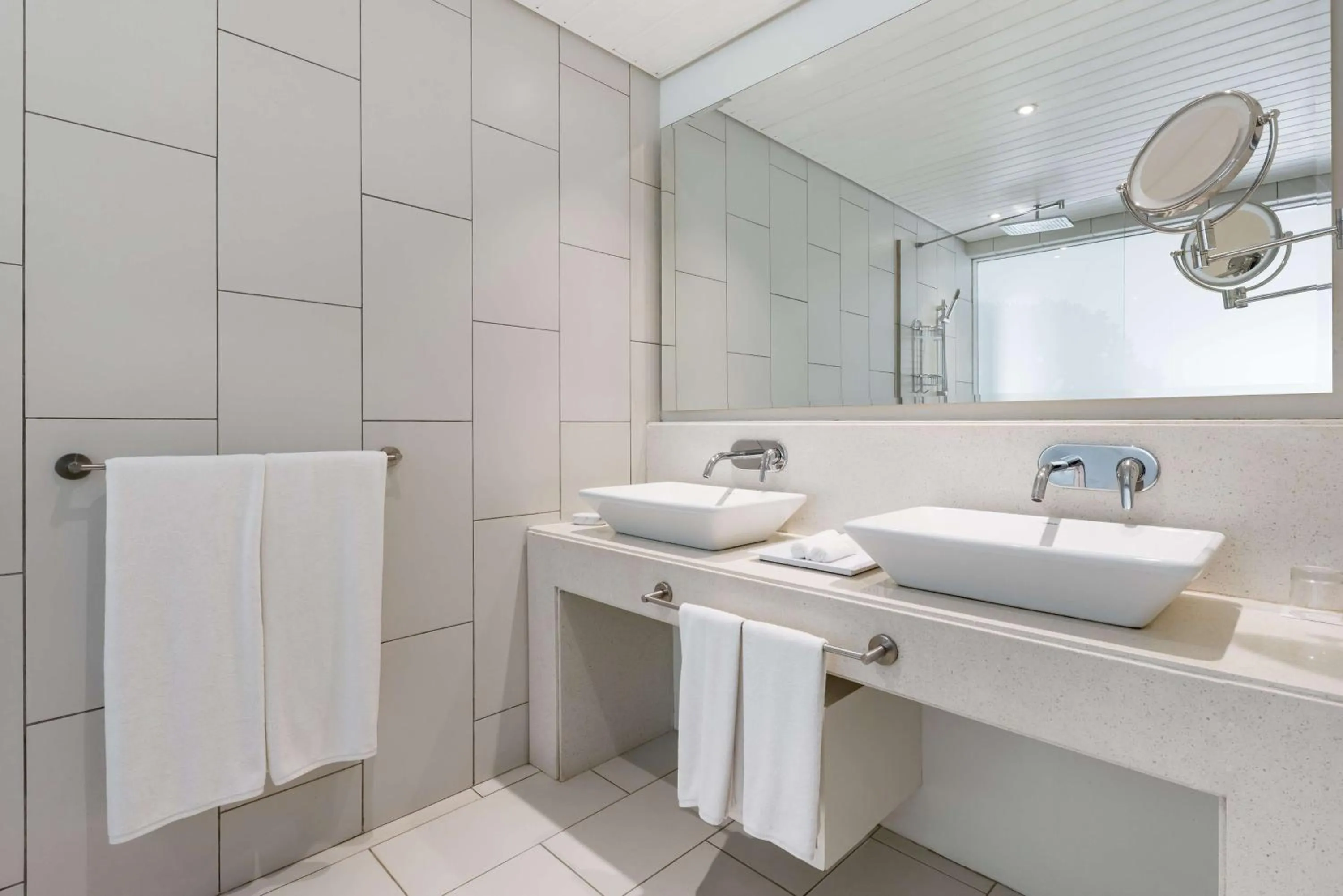 Bathroom in Radisson Blu Azuri Resort & Spa