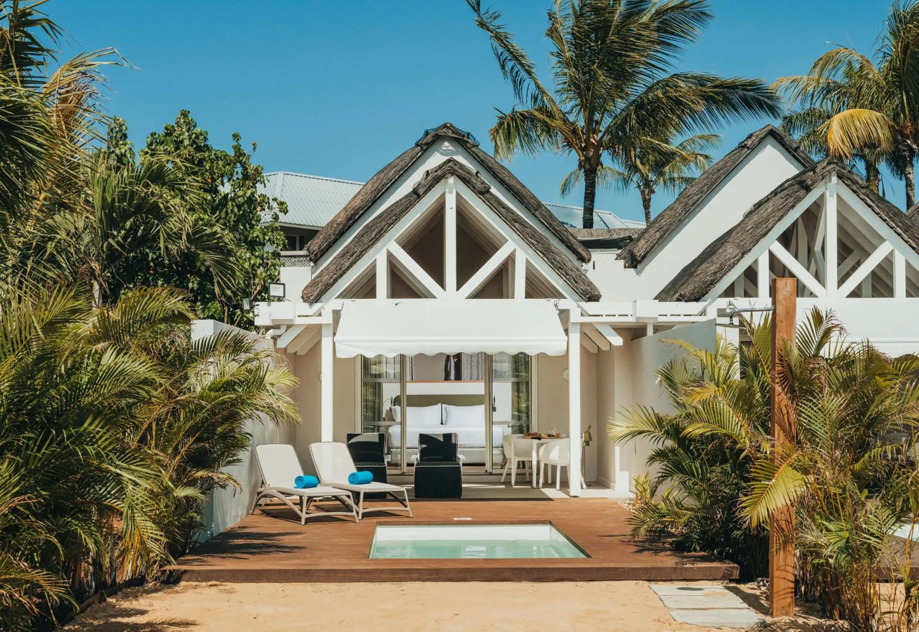 Garden in Radisson Blu Azuri Resort & Spa