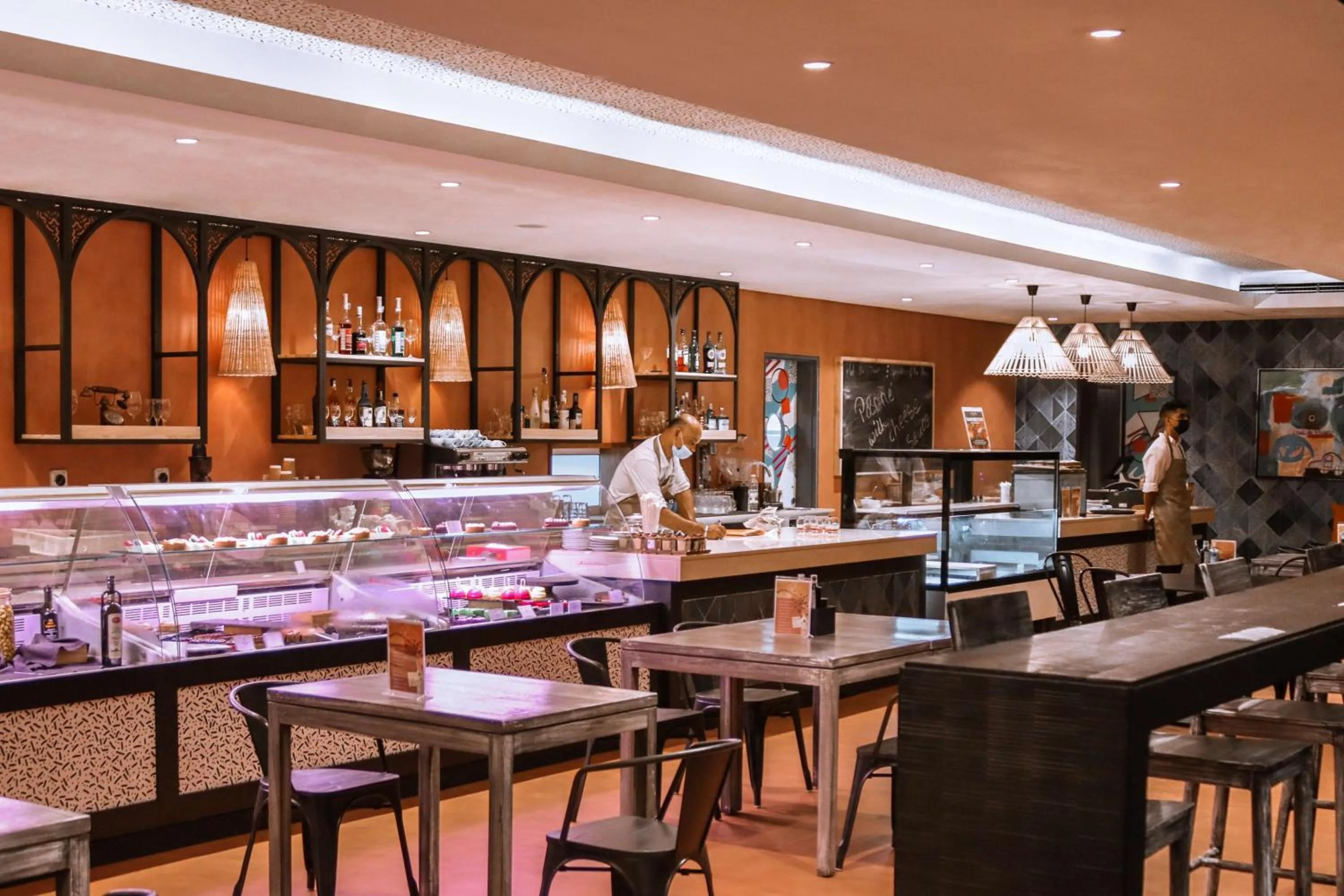 Restaurant/places to eat in Radisson Blu Azuri Resort & Spa