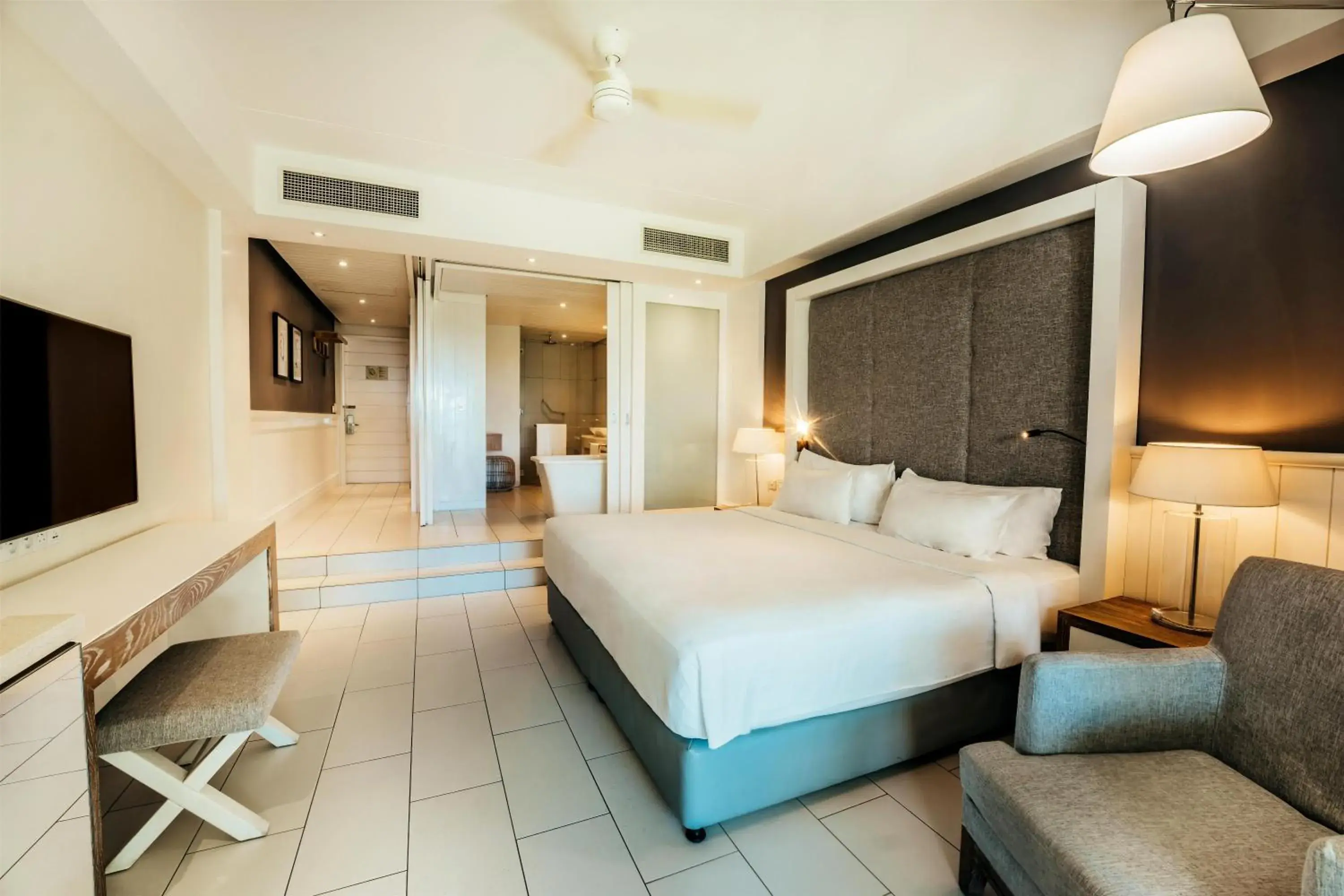 Bedroom, Bed in Radisson Blu Azuri Resort & Spa Bedroom, Bed in Radisson Blu Azuri Resort & Spa